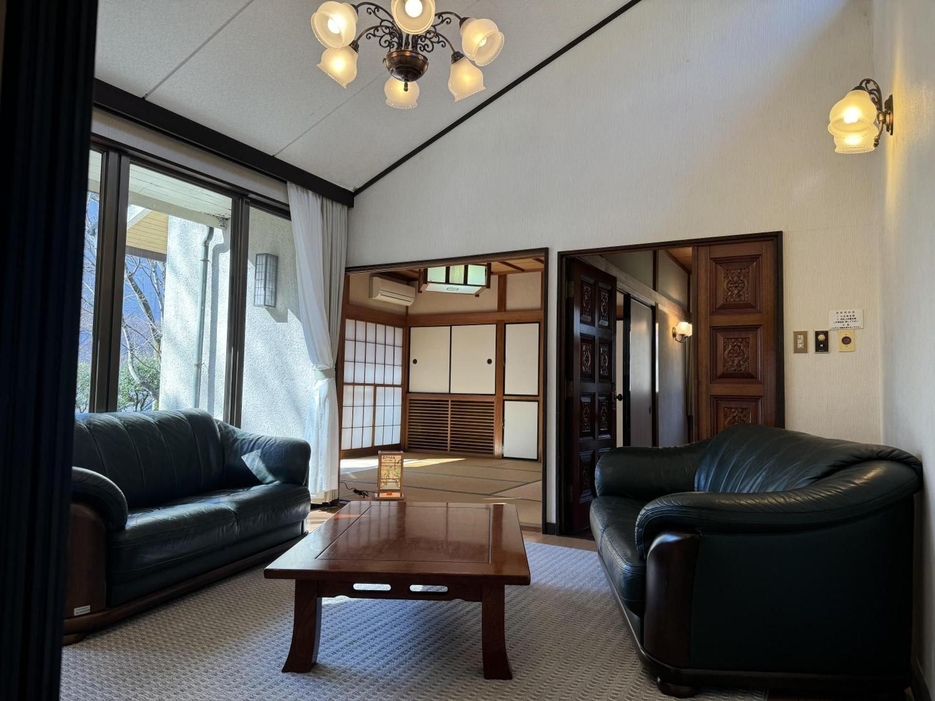 Deluxe Family Suite