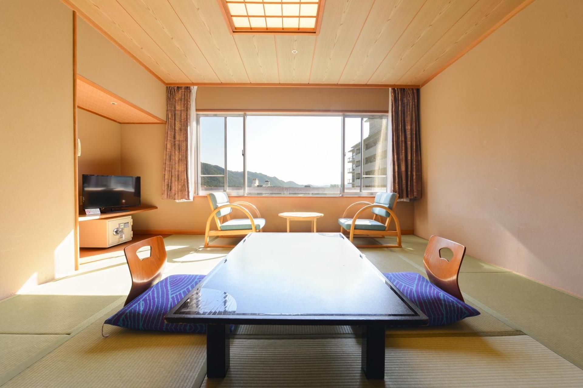 Superior Japanese-Style-Room(City Side) - Indoor Bath - Non-Smoking