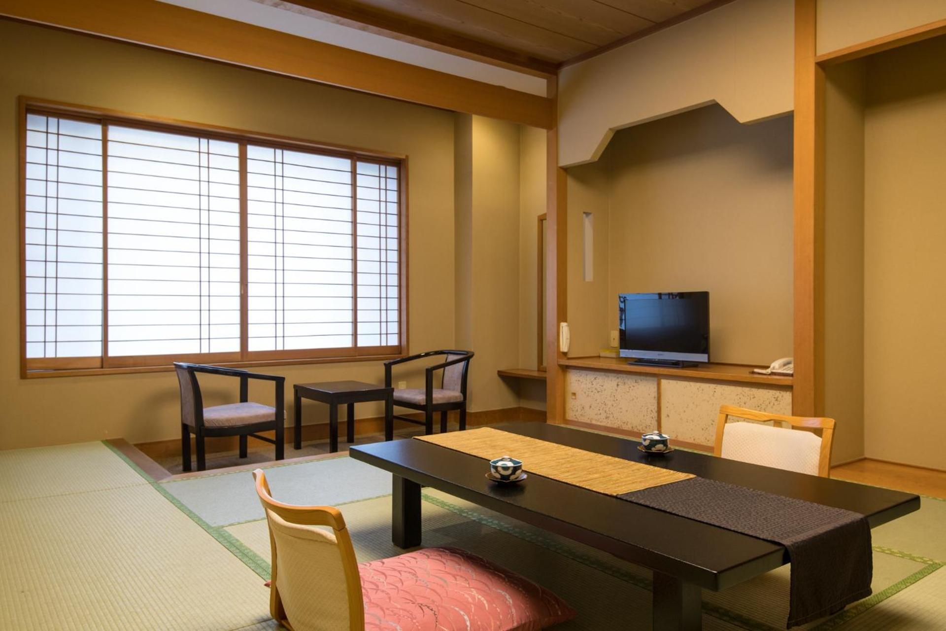 Japanese-Style Room