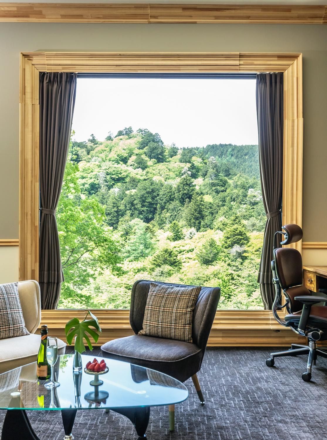 Grand Triple Room