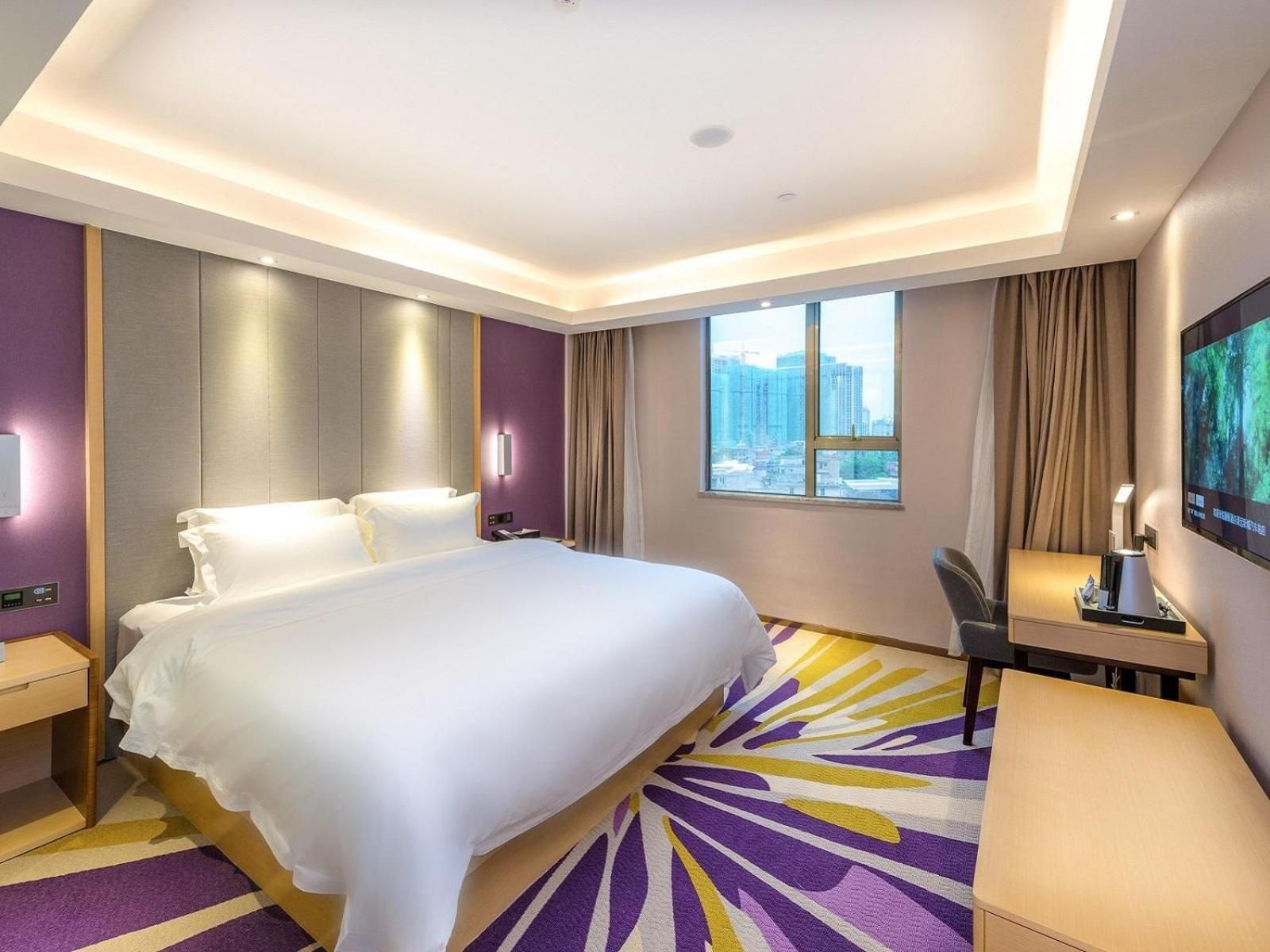 Deluxe King size bed Room