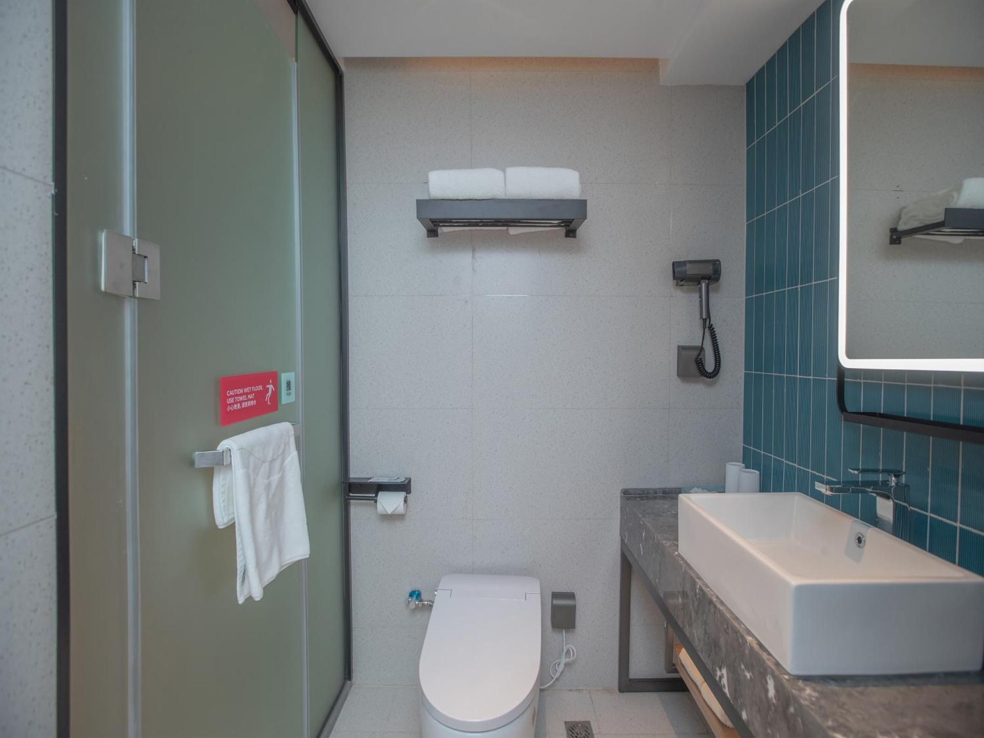 Standard Twin Room - No Window 