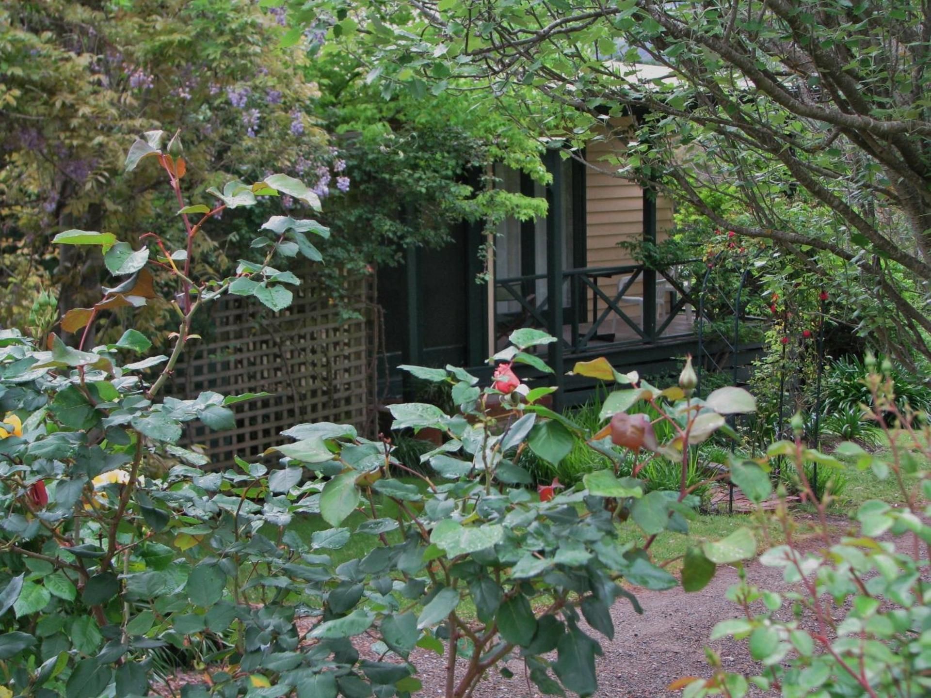 Leafield Cottages
