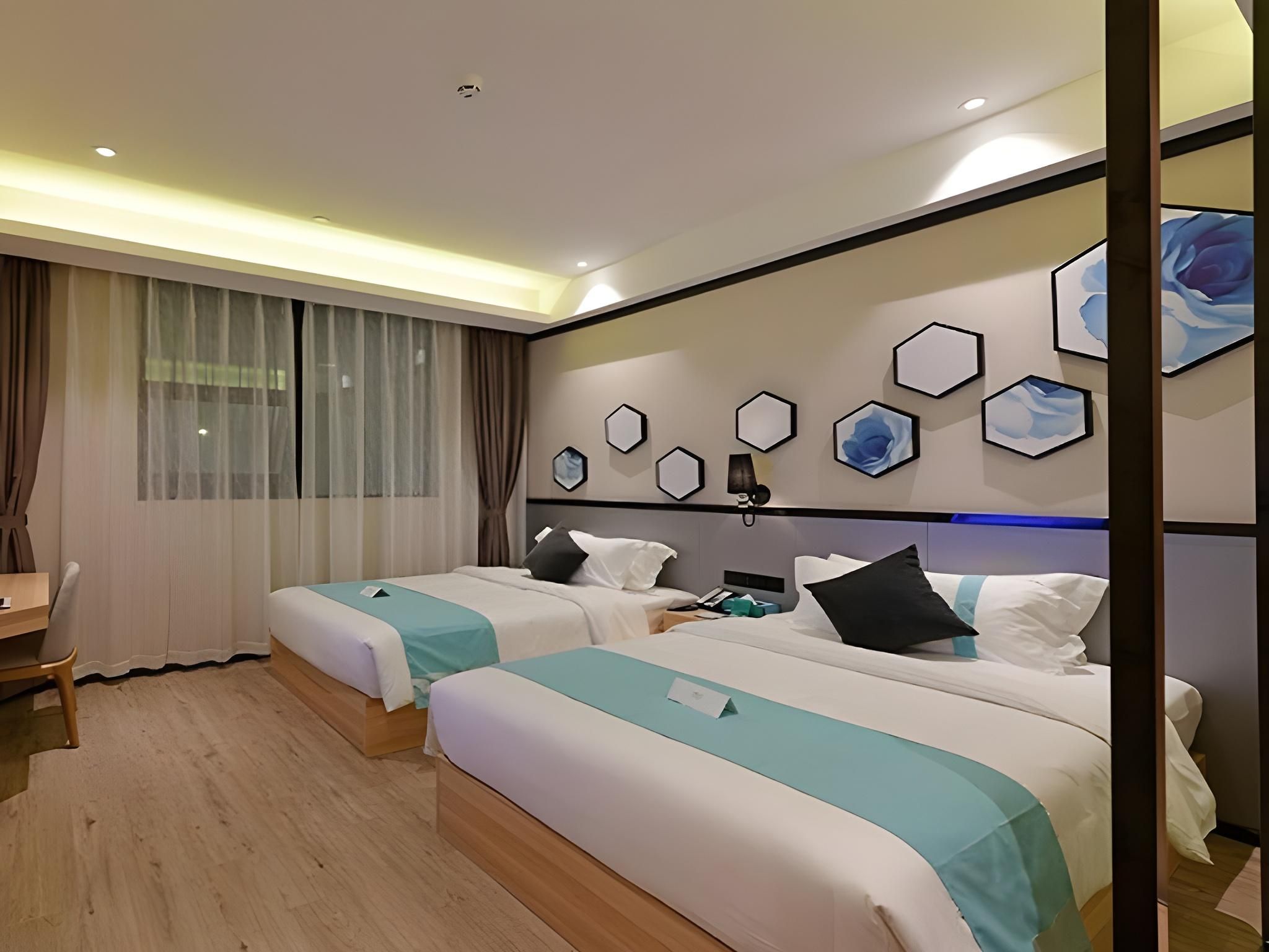 Xana - Deluxe Twin Room Bed Room