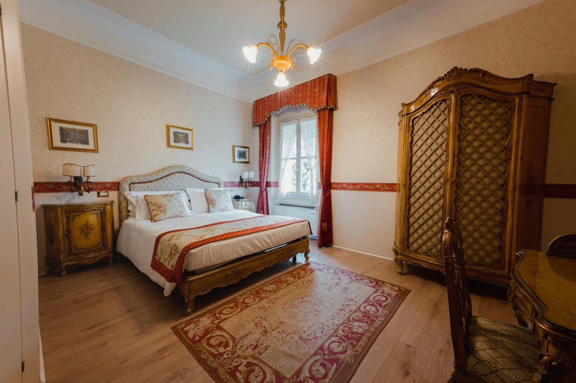 Classic Double Room