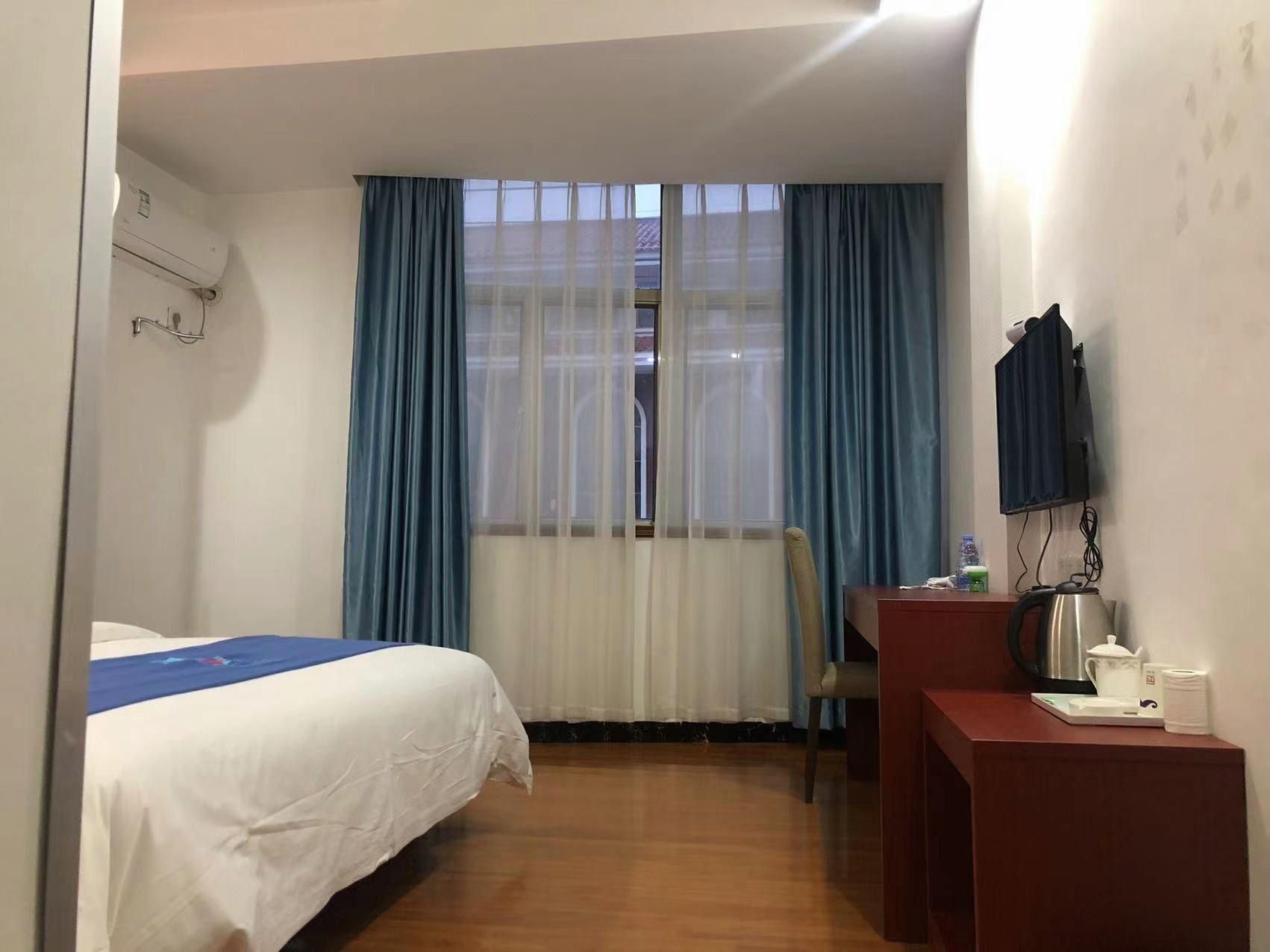 Select Bed Room