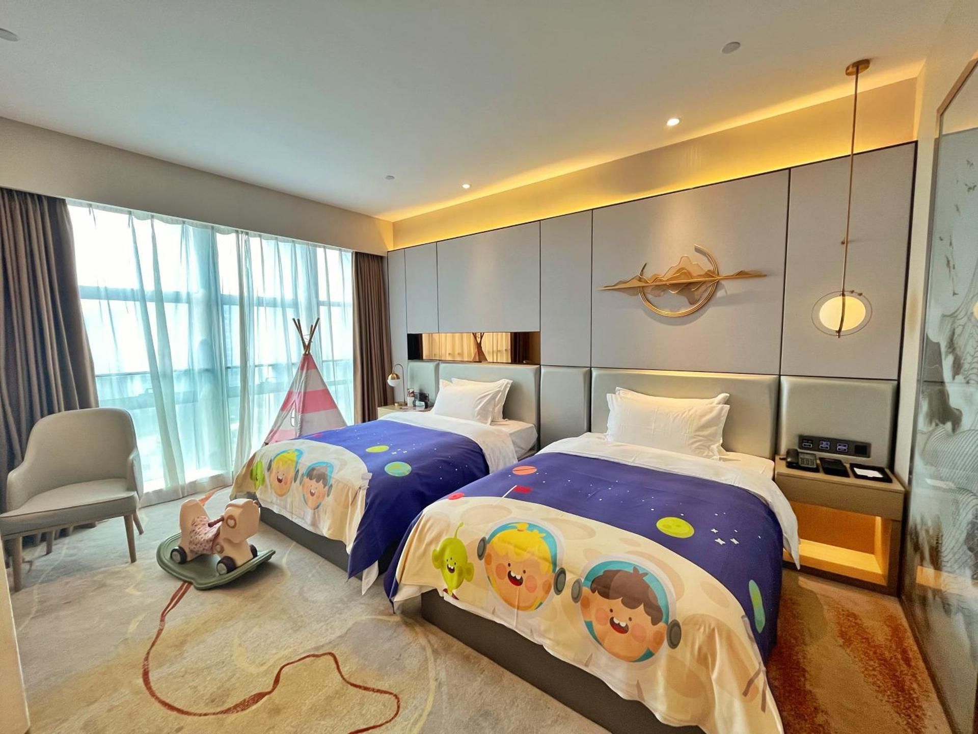 Family Twin Room