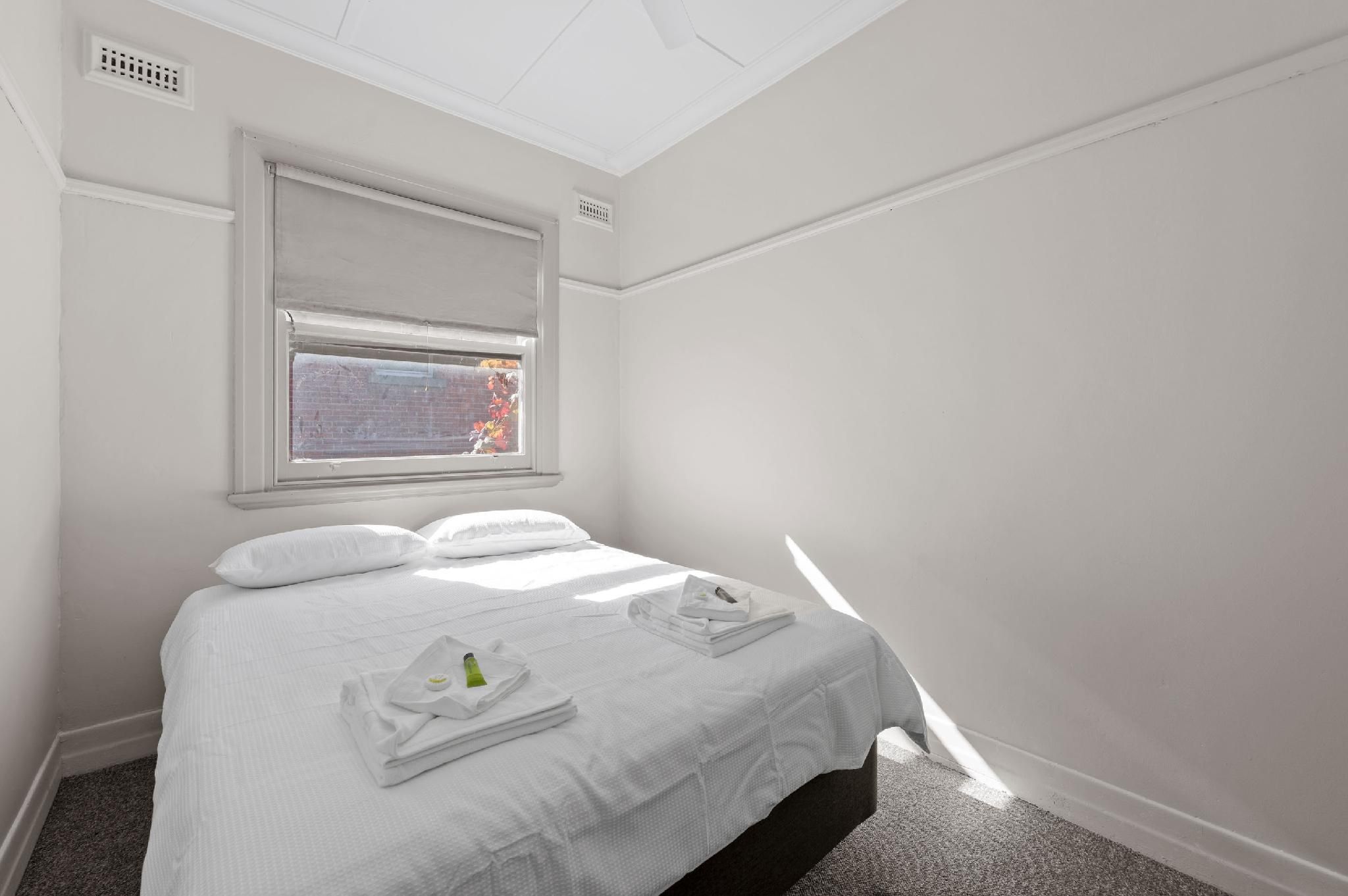 Euroa Hotel Queen Room