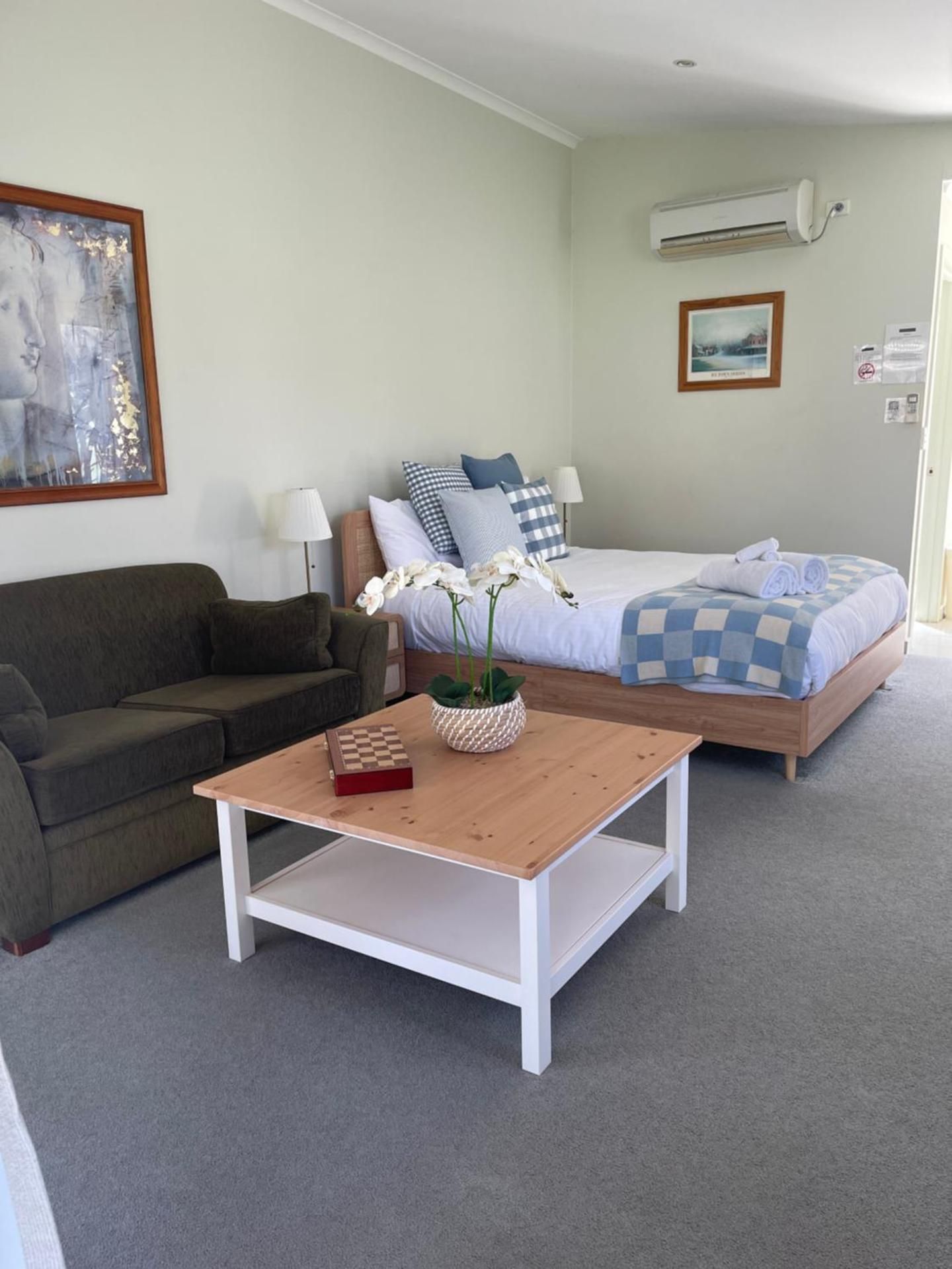 Premier Suite with Courtyard