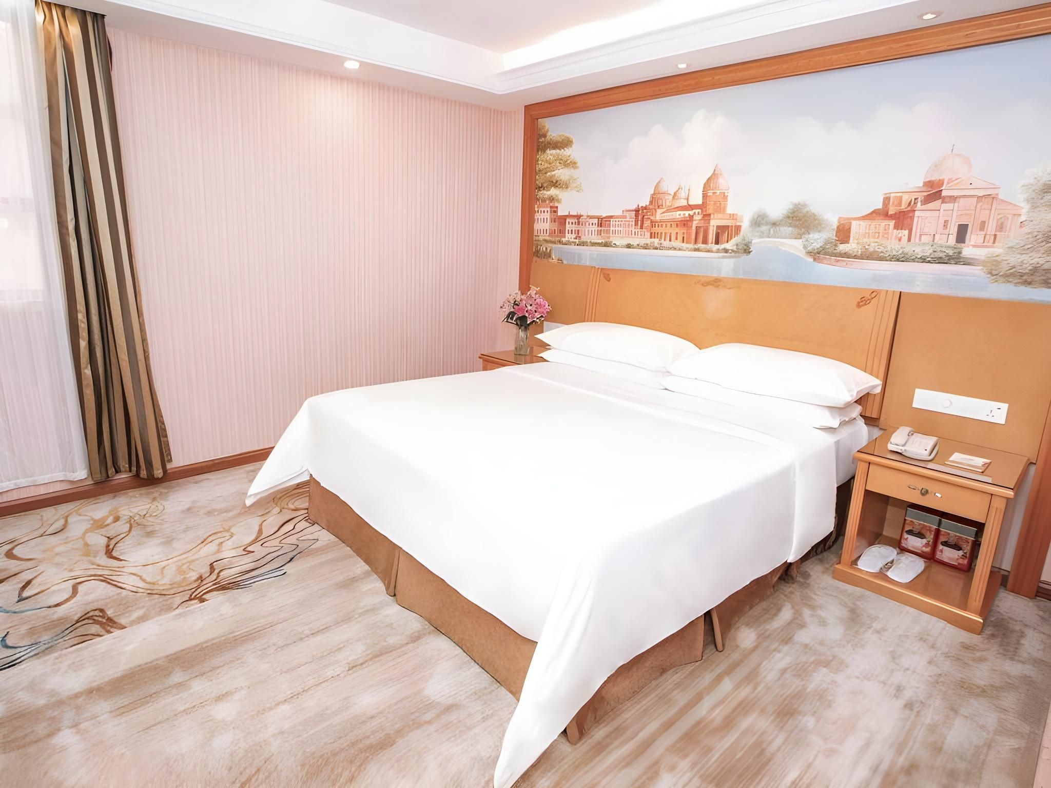 WH - Superior Bed Room