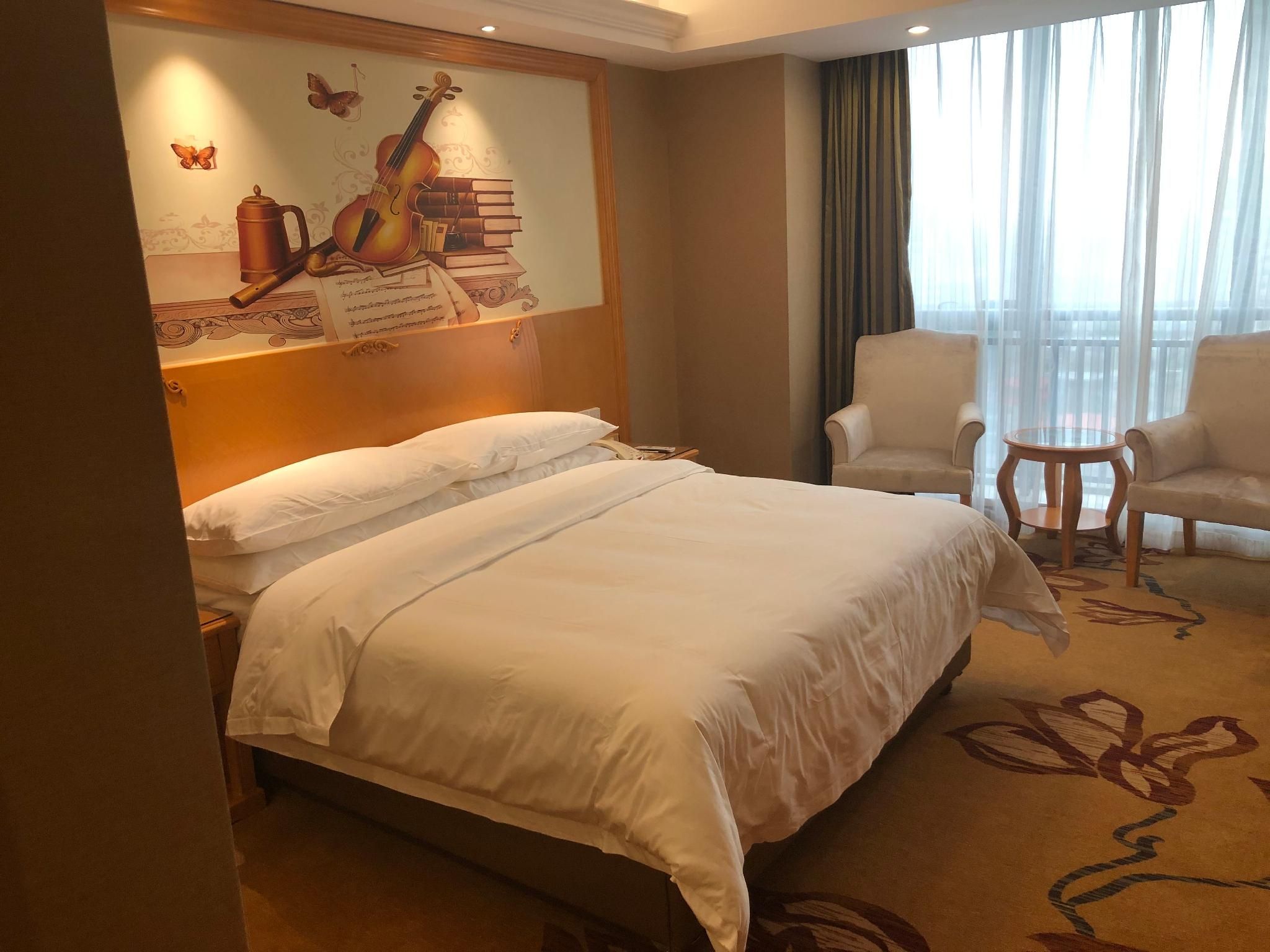 Vienna - Functional Chess Room