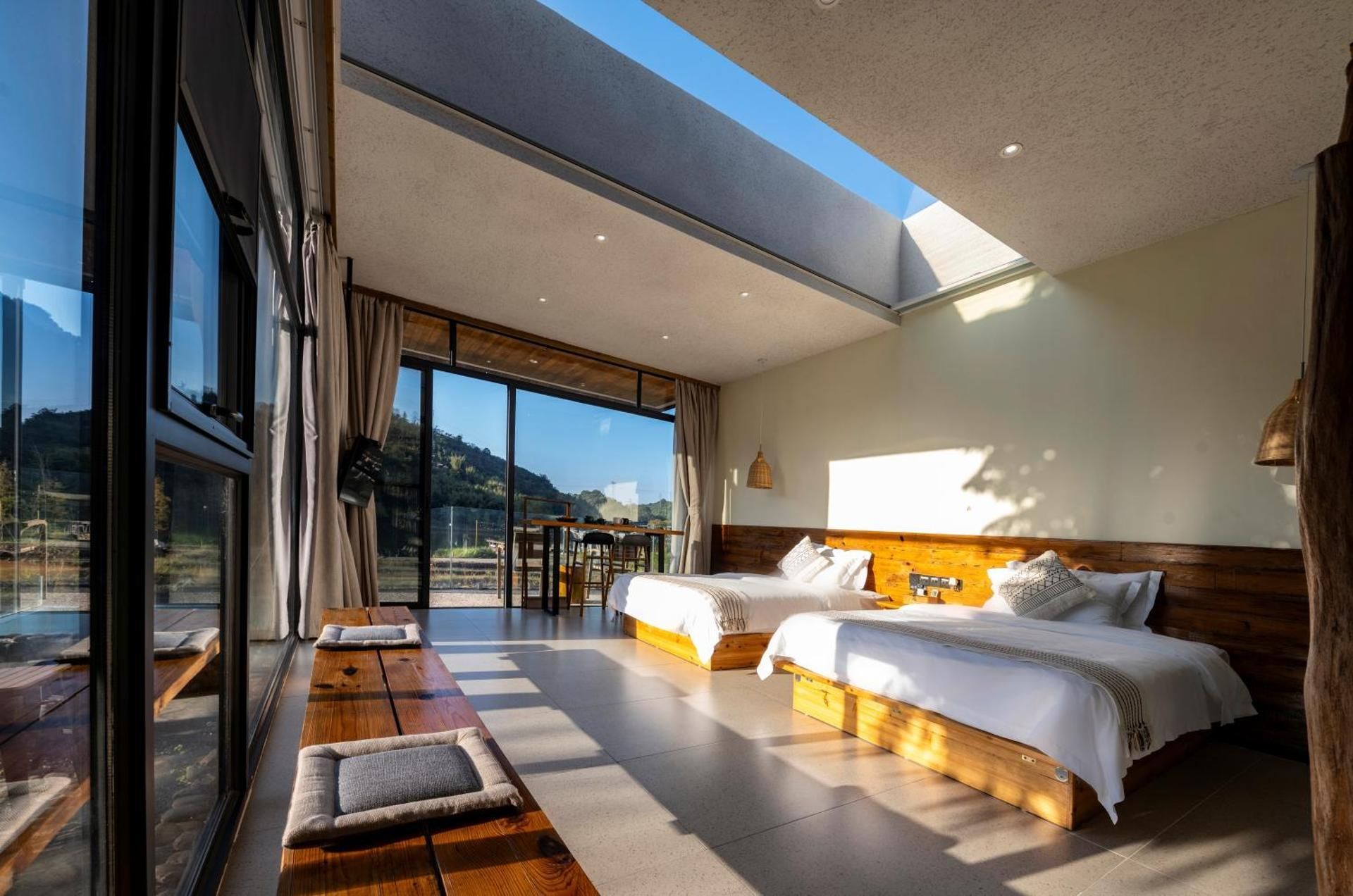Yedu Twin Room