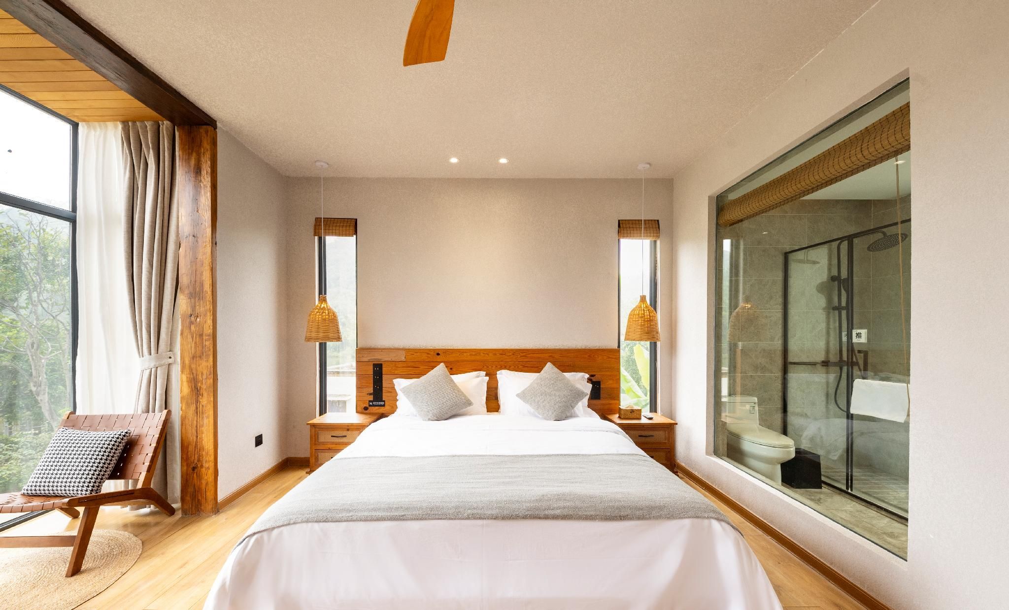 Budget Queen Room