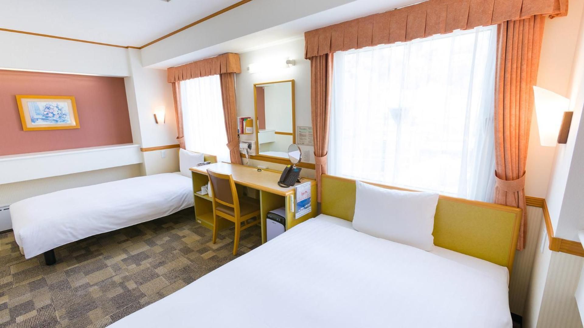 Accesible Twin Room - Non-Smoking