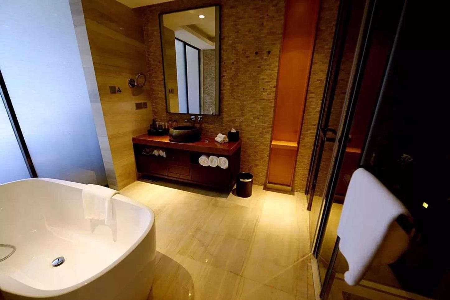 Premium Double Room with Two Double Beds - Lounge Access