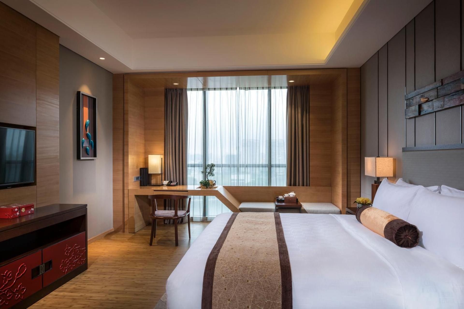 Standard King Room