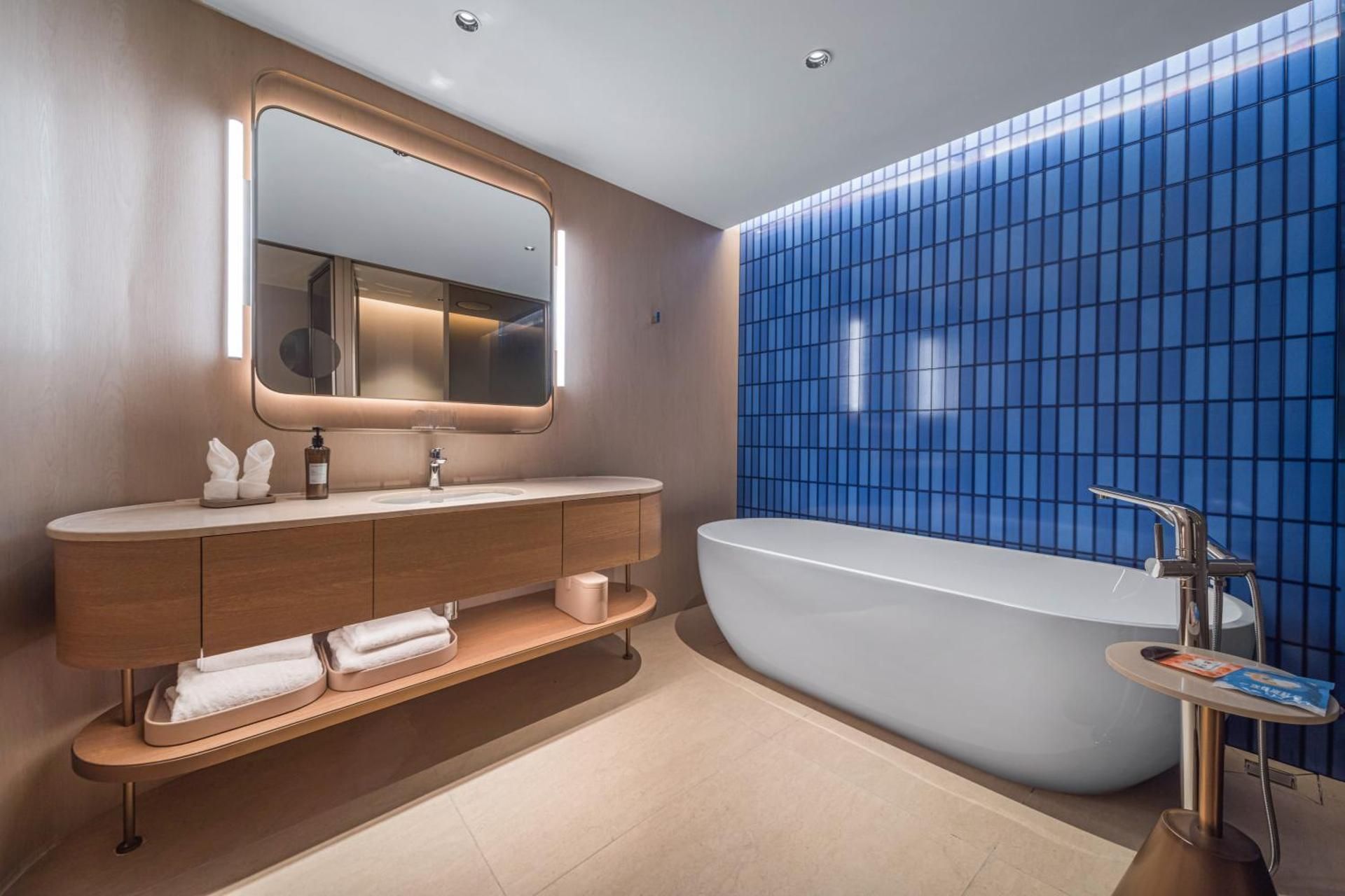 Single Room with Bath