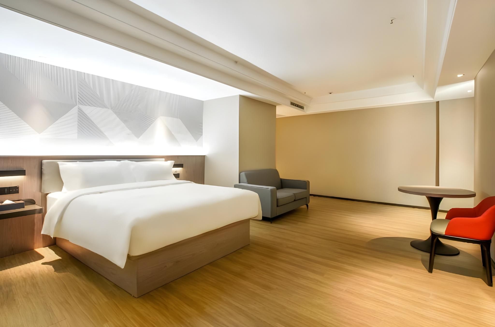 Dossen - Deluxe 1 Bed Room, City View