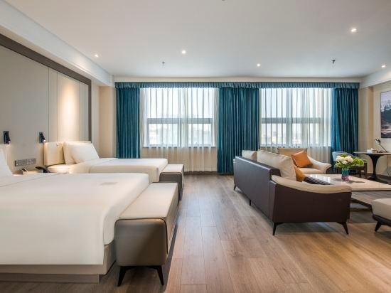 Atour - JUMI Family Room