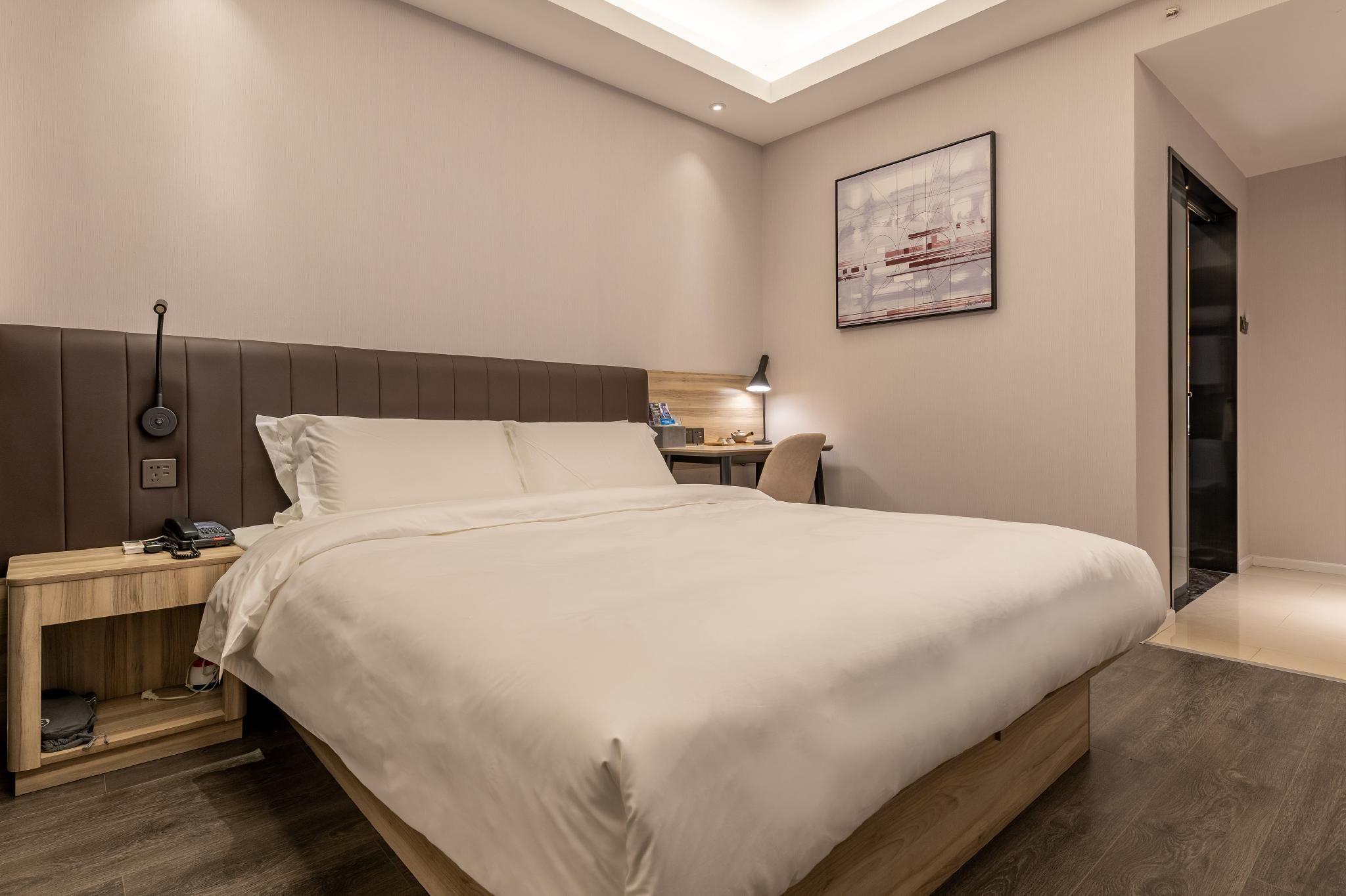 Hanting Premium Hotel Putian Wanda Plaza Huazhu - Room With Bed 2