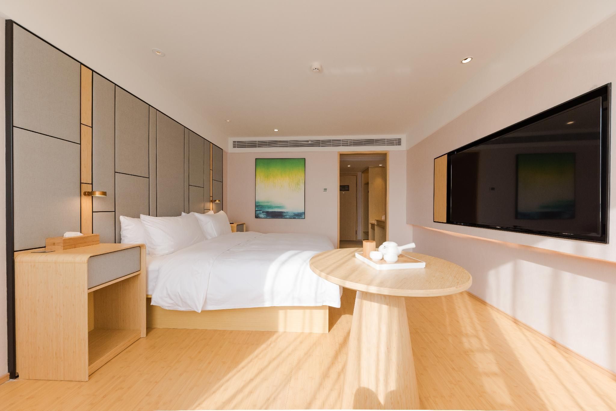 Huazhu - Superior BedRoom