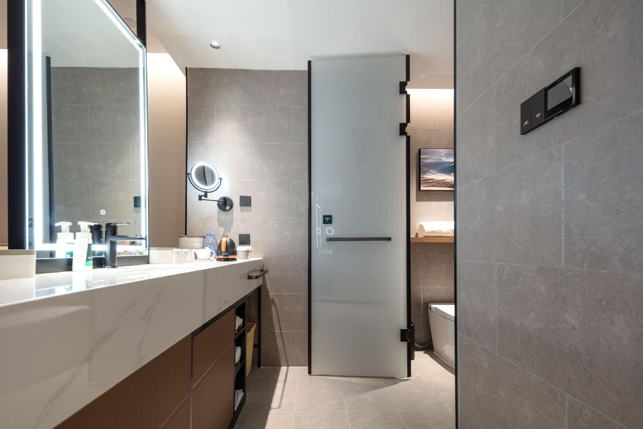 Executive room, Guest room, 1 Queen