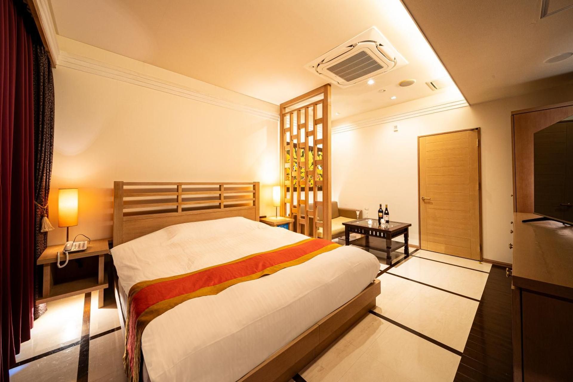 King Room