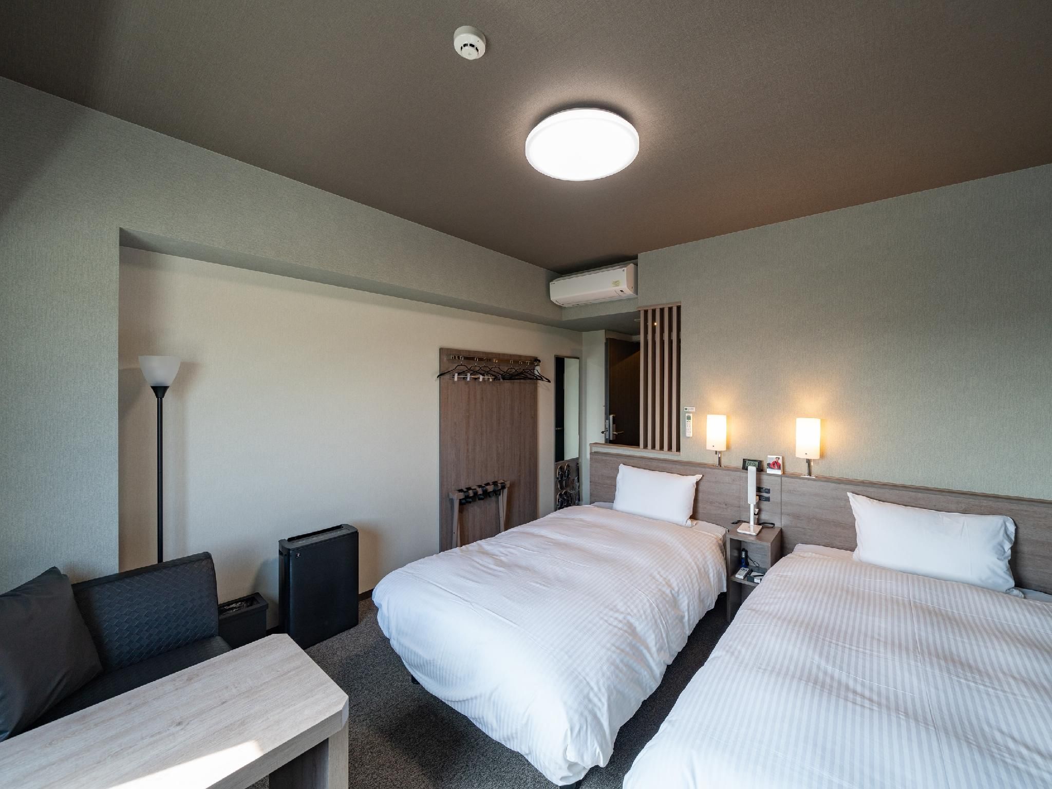 Comfort Twin Room - Non-Smoking