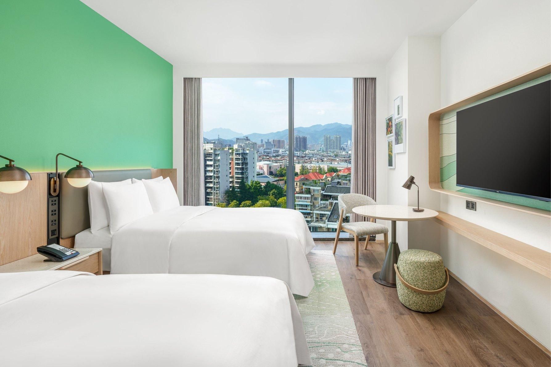 Communal Double, Guest room, 2 Double, Mountain view