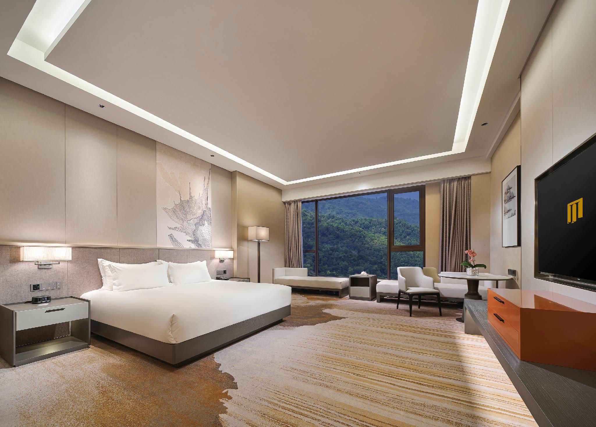 Jinyun Jingjiang International Hotel Executive Deluxe King Room 2