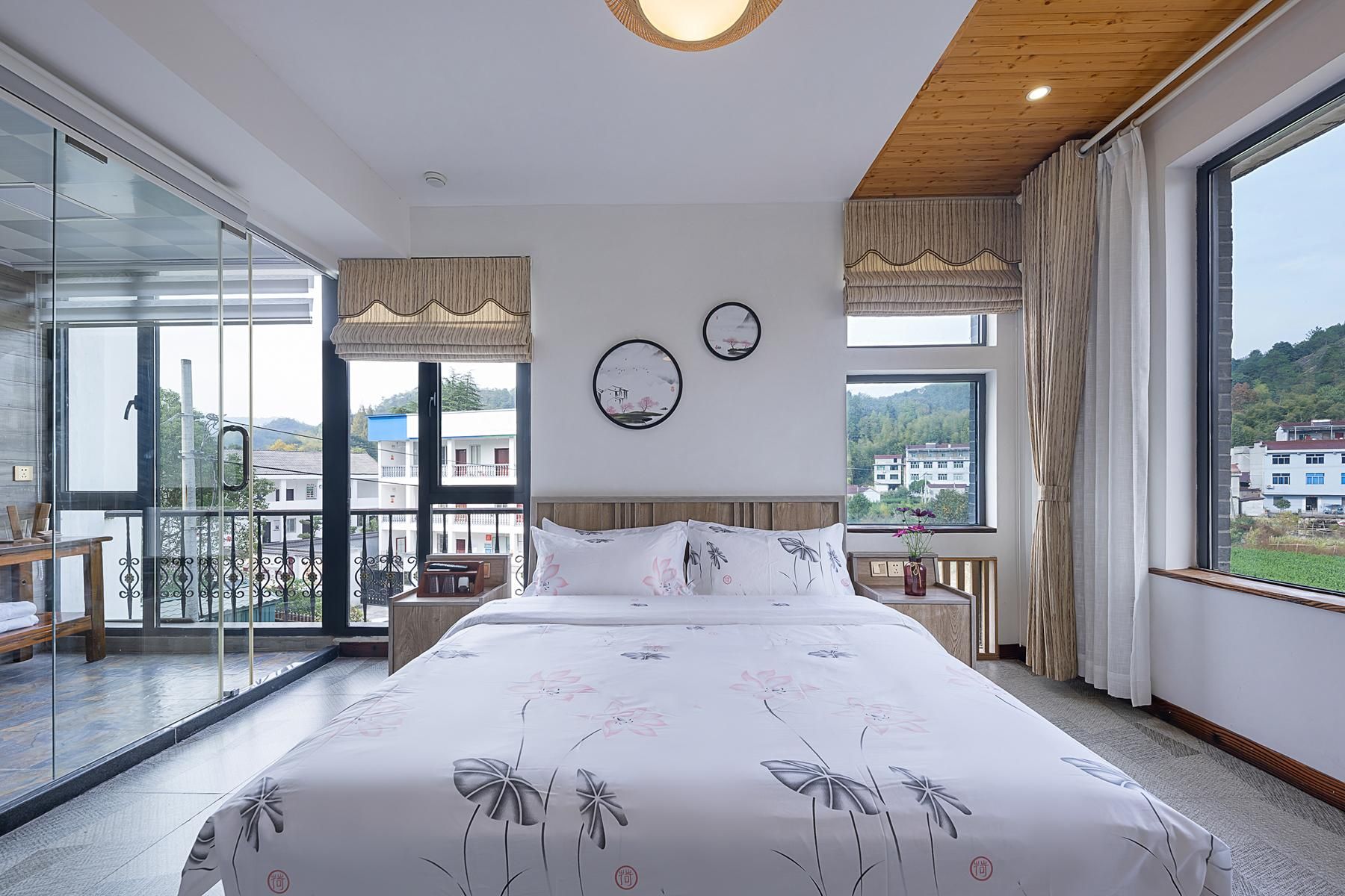 King Suite Room
