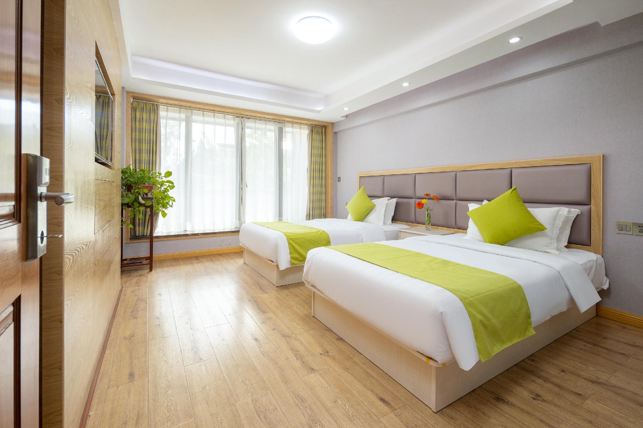 Twin Beds Standard Room