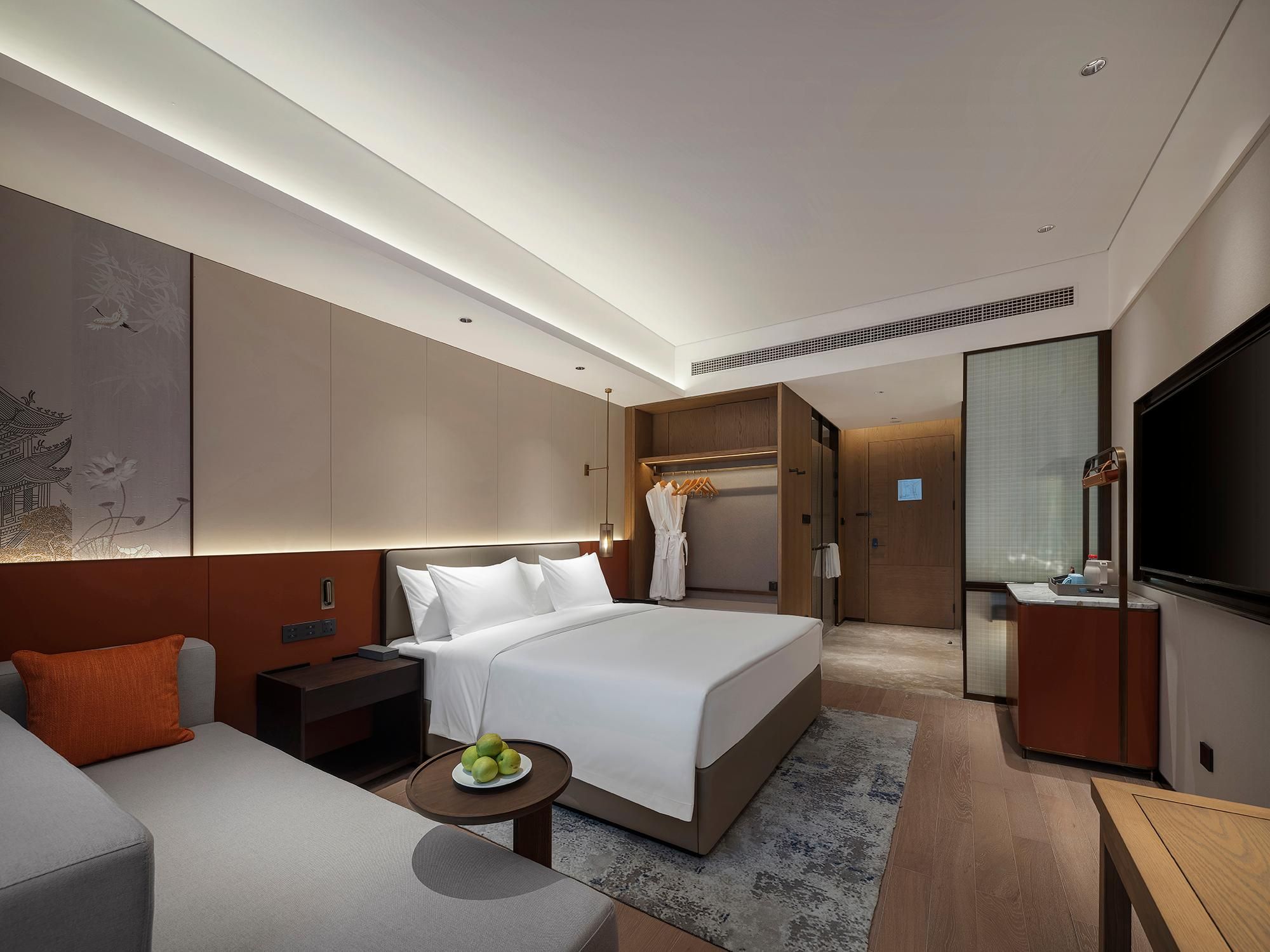 Queen Room