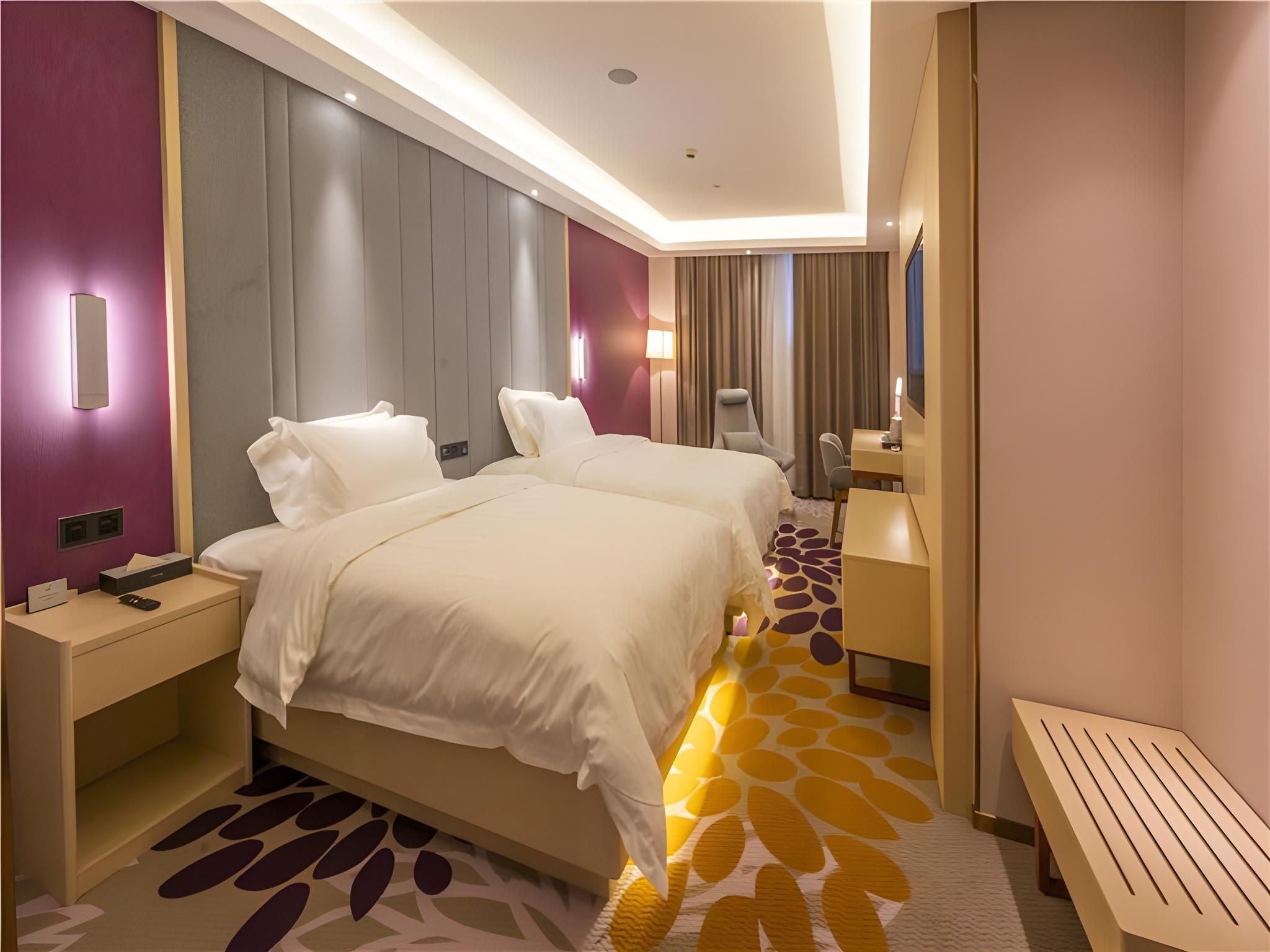 WH - Deluxe Room Twin