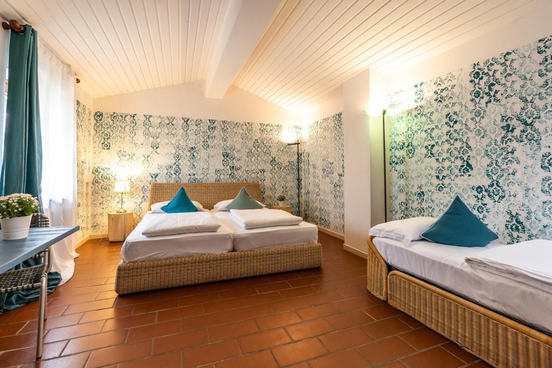 Quadruple Room with Private Bathroom