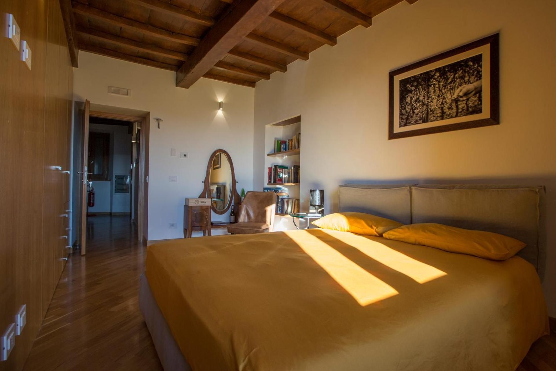 Double Room with Mountain View