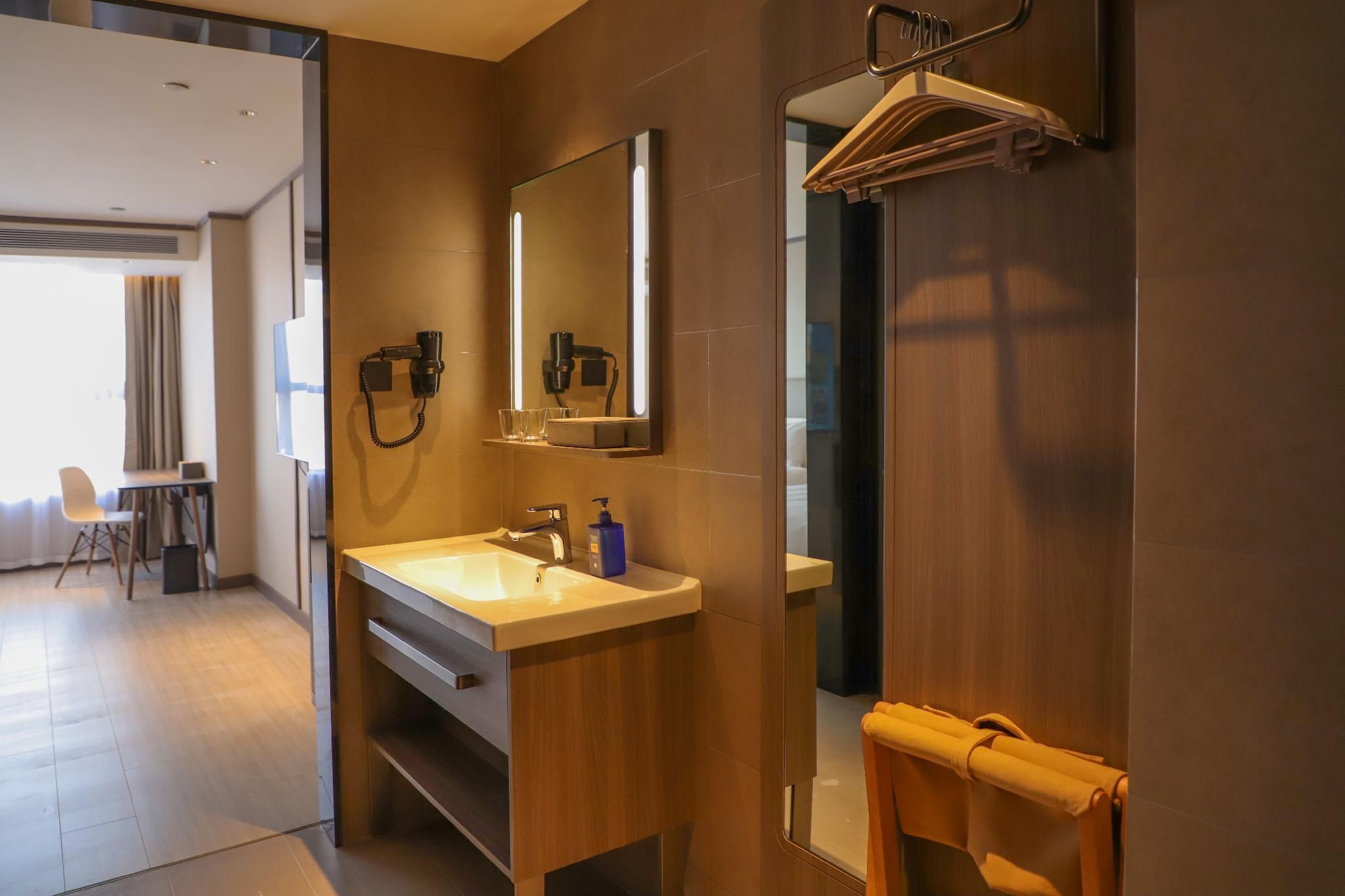 Pressuer Relax - Twin Room