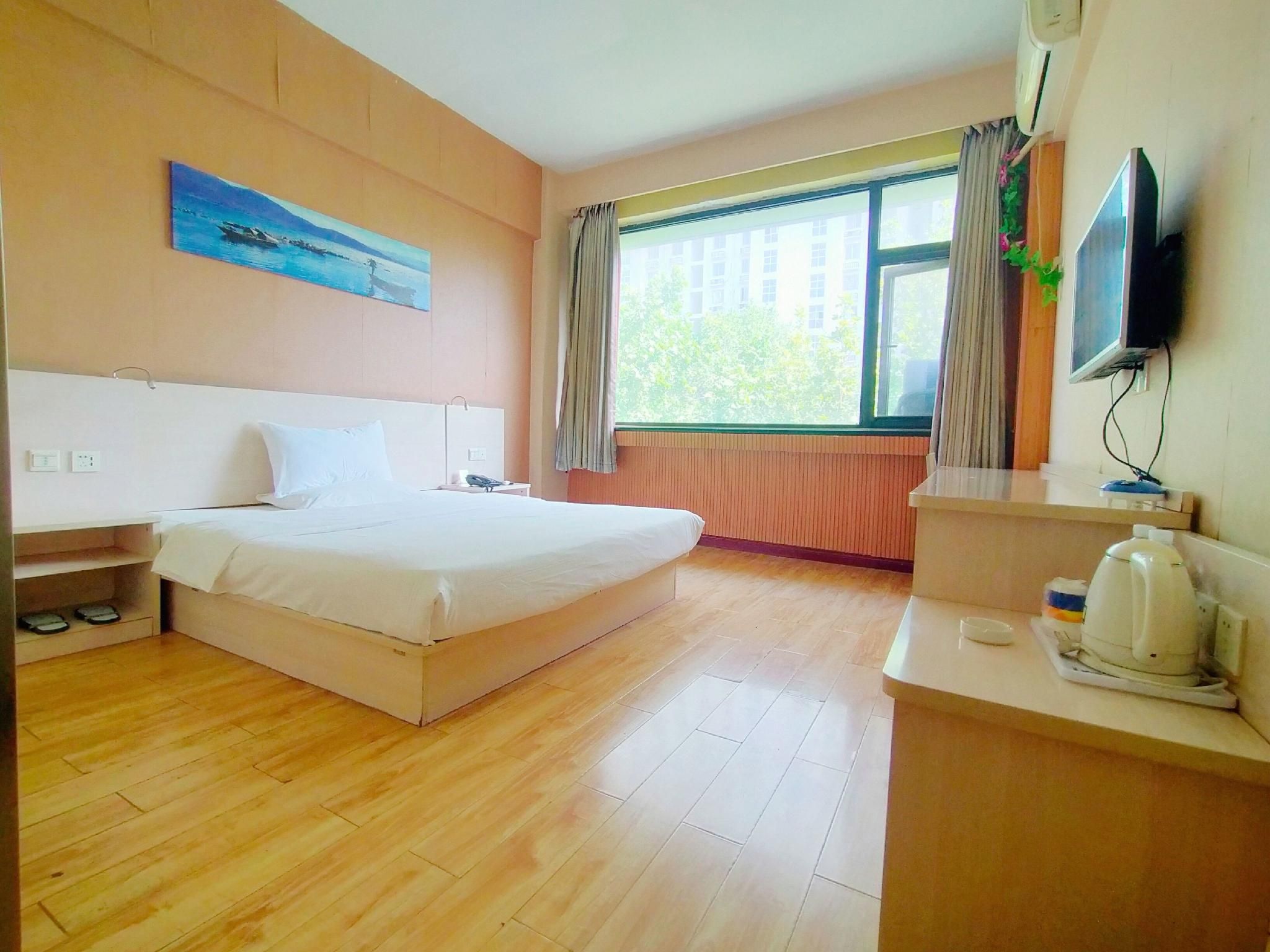 WH - Traditional Bed Room