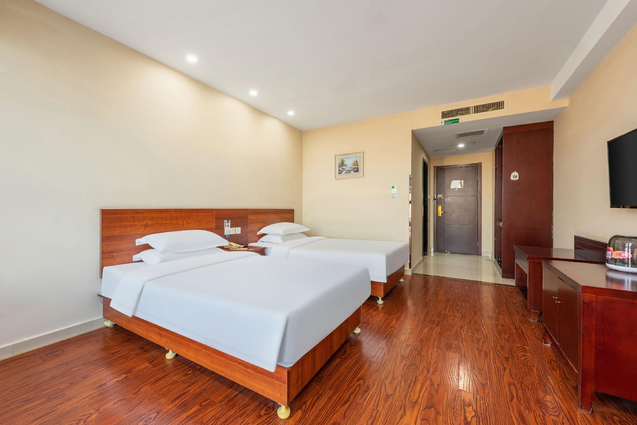2 Bed Twin Superior Room