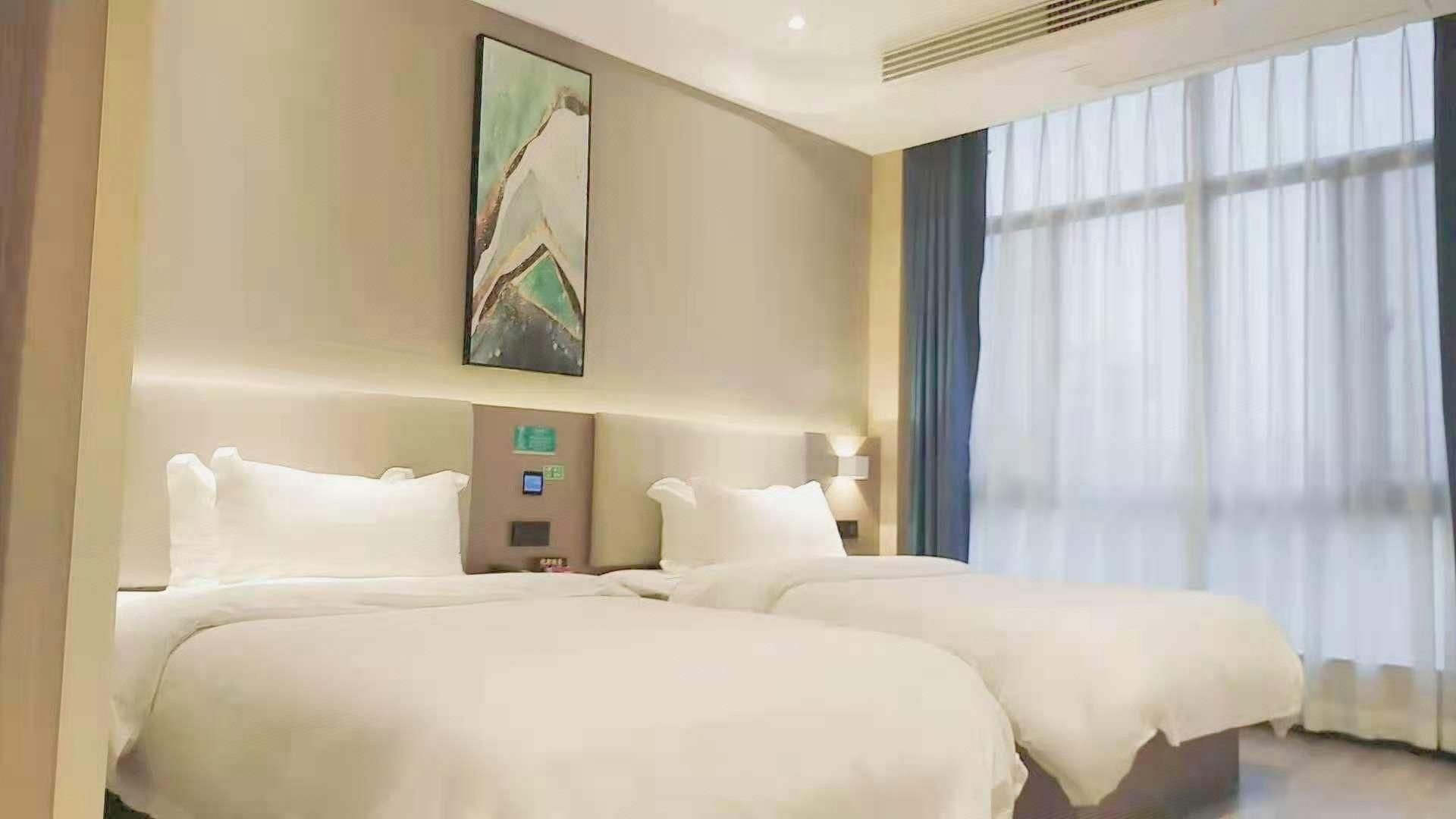 Select Twin Room