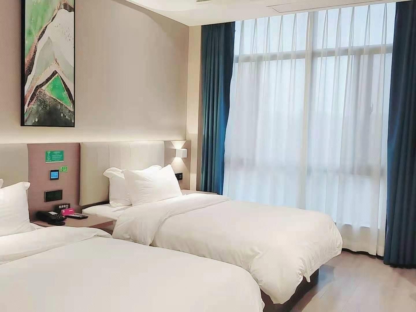 Select Twin Room