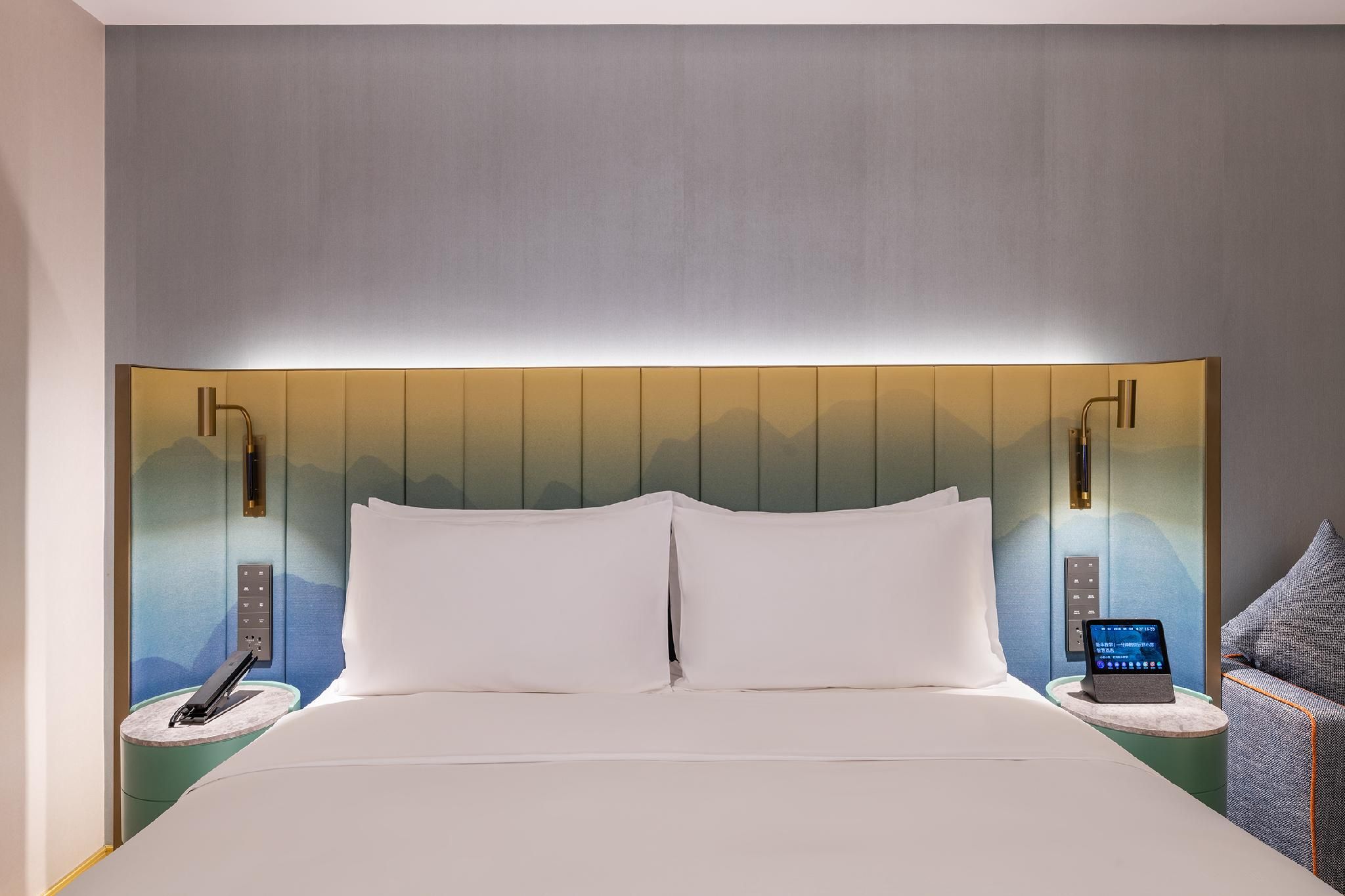 Huazhu - Xinyue Superior Bed Room