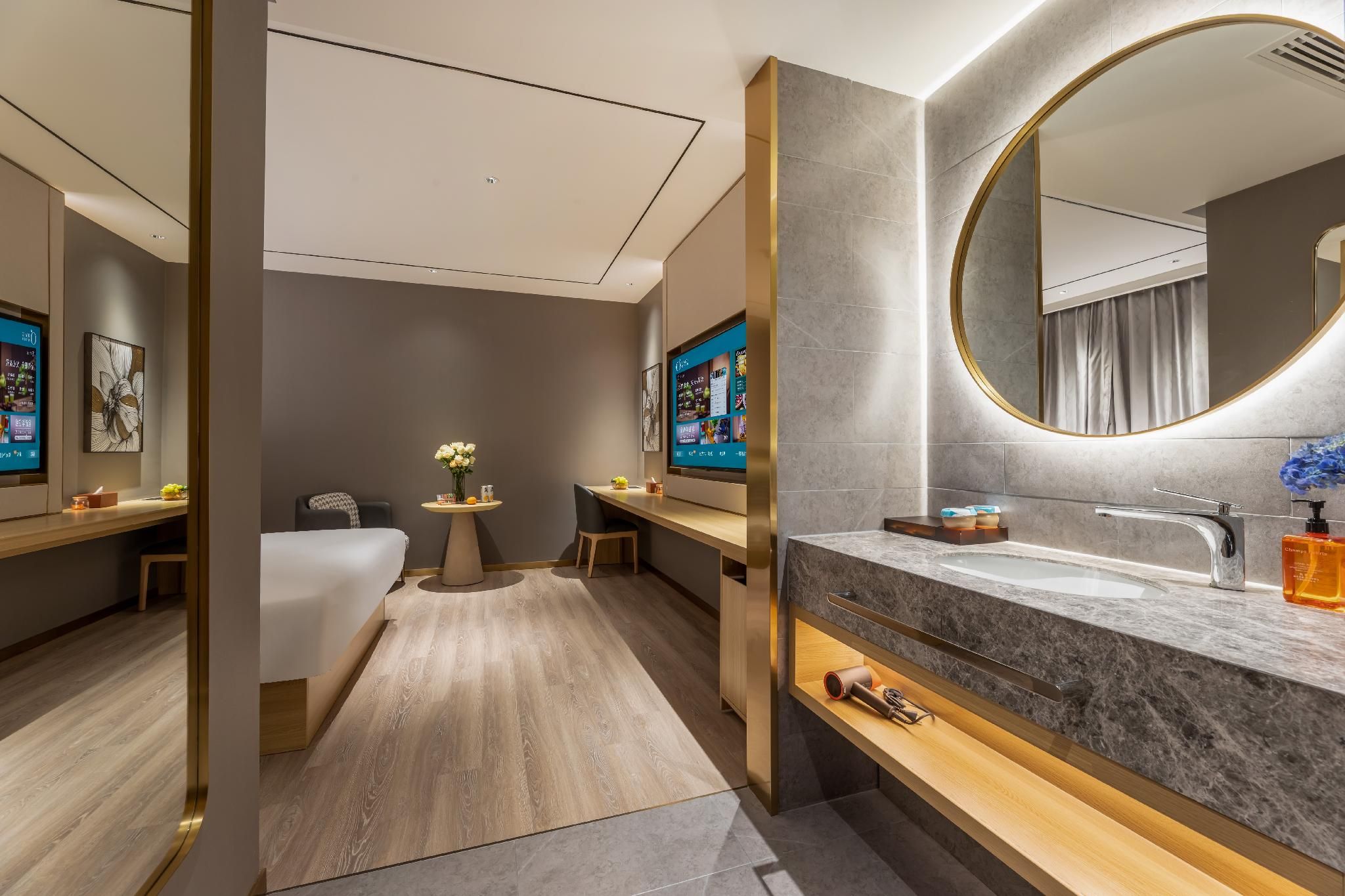 Huazhu - Yueruo Liujin Superior 1 Bed Room