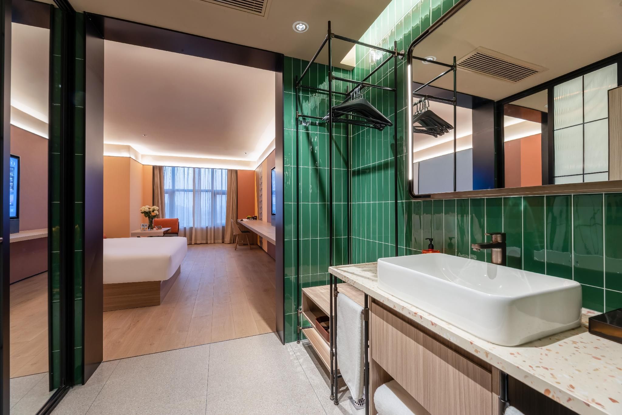 Orange Hotel Yancheng Yueda 889 Commercial Plaza Huazhu - California Sunshine Deluxe 1 Bed Room