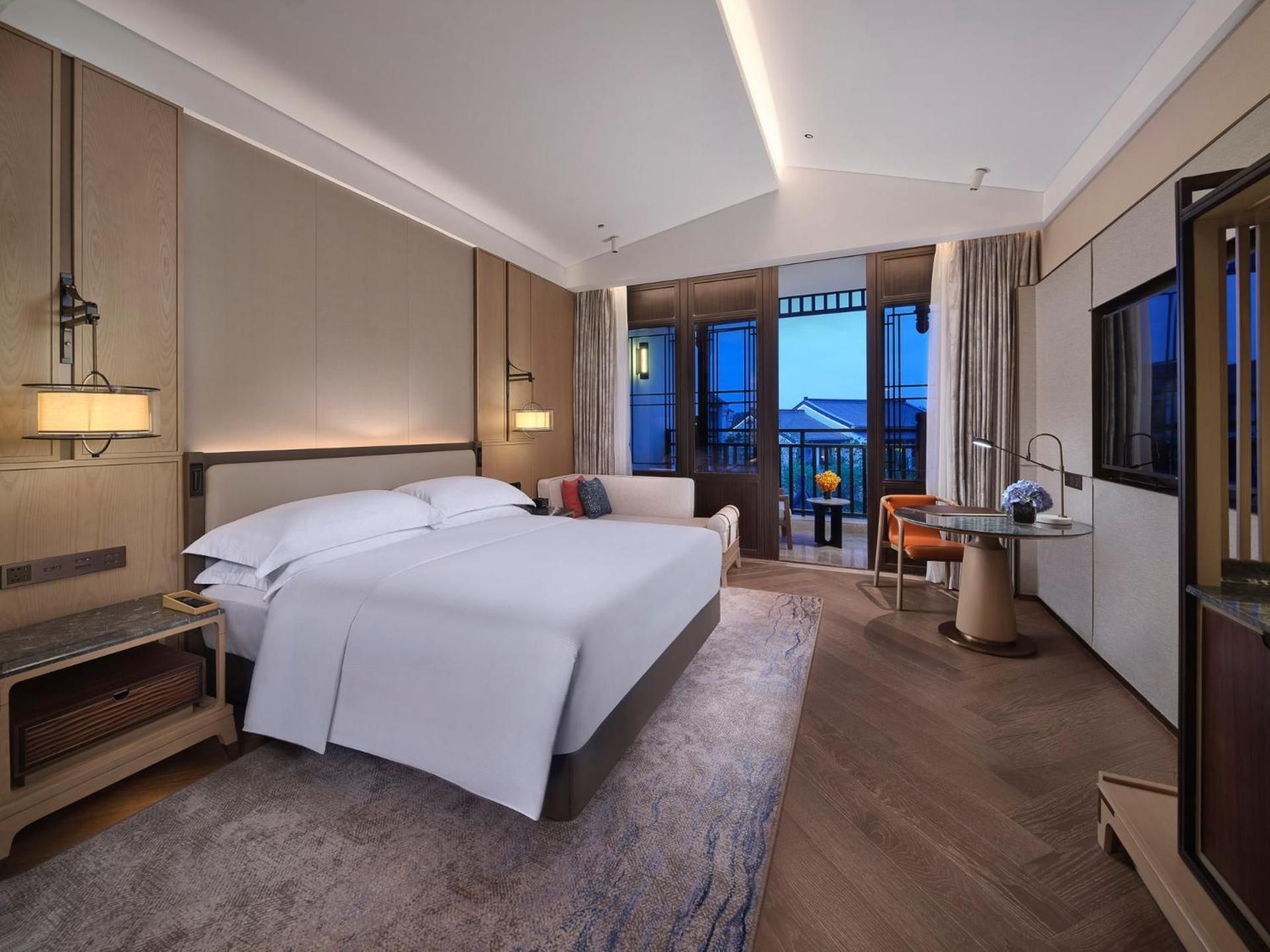 King Accessible Room