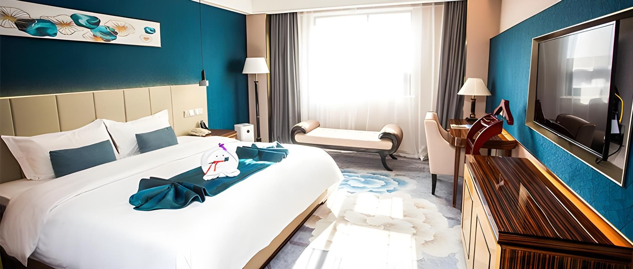 Deluxe City View Twin Room