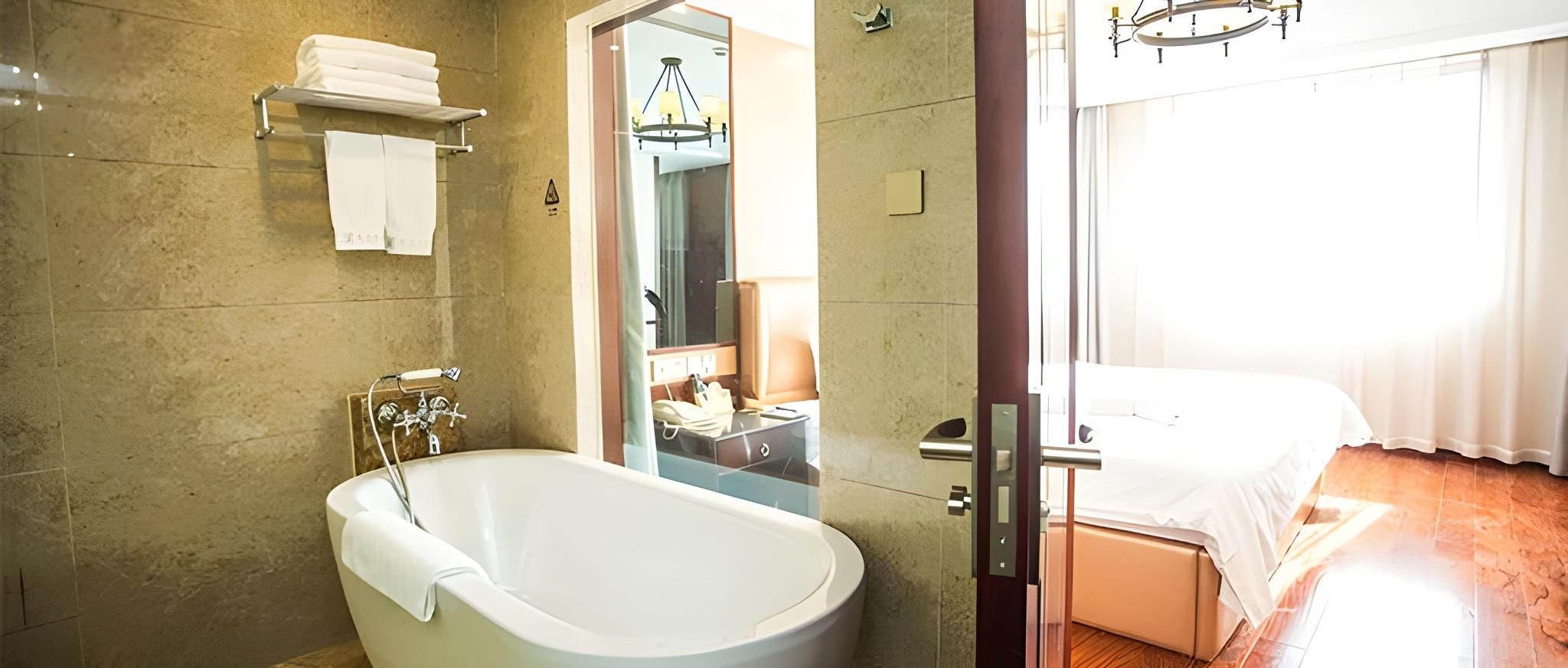 New Century - Executive 1 Bed Room