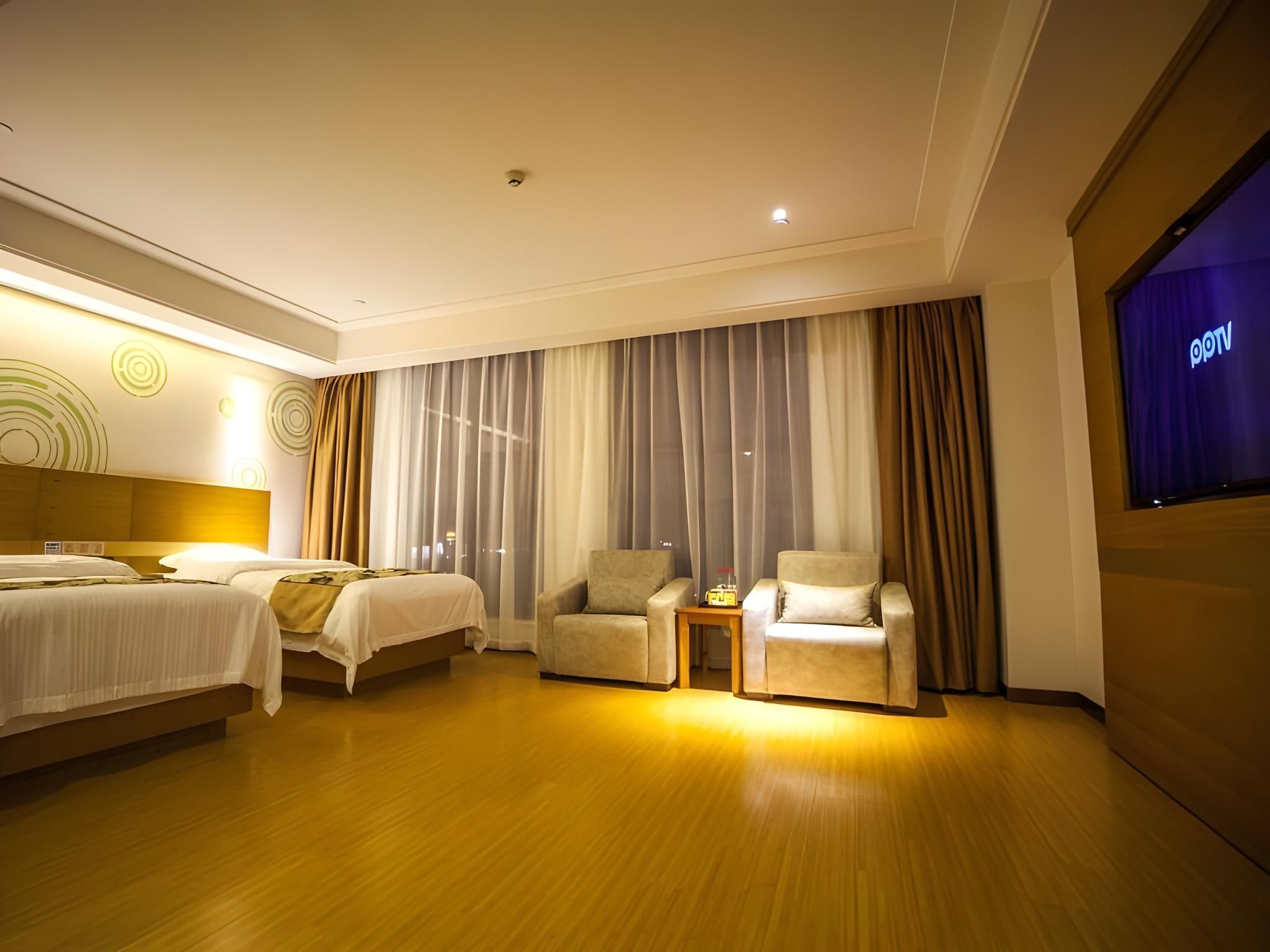 Twin Room with View