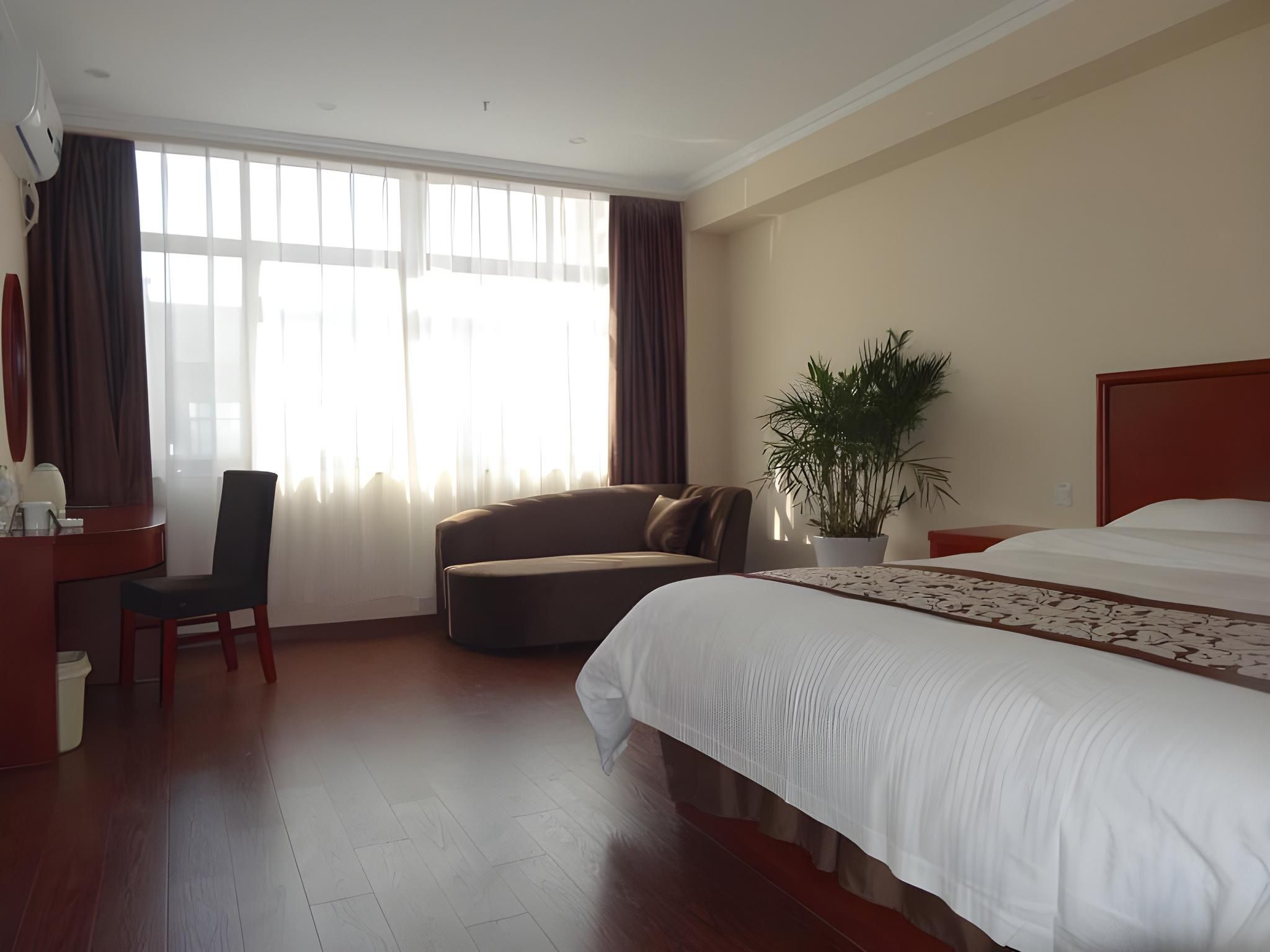 GTI - Guest Room, Chess