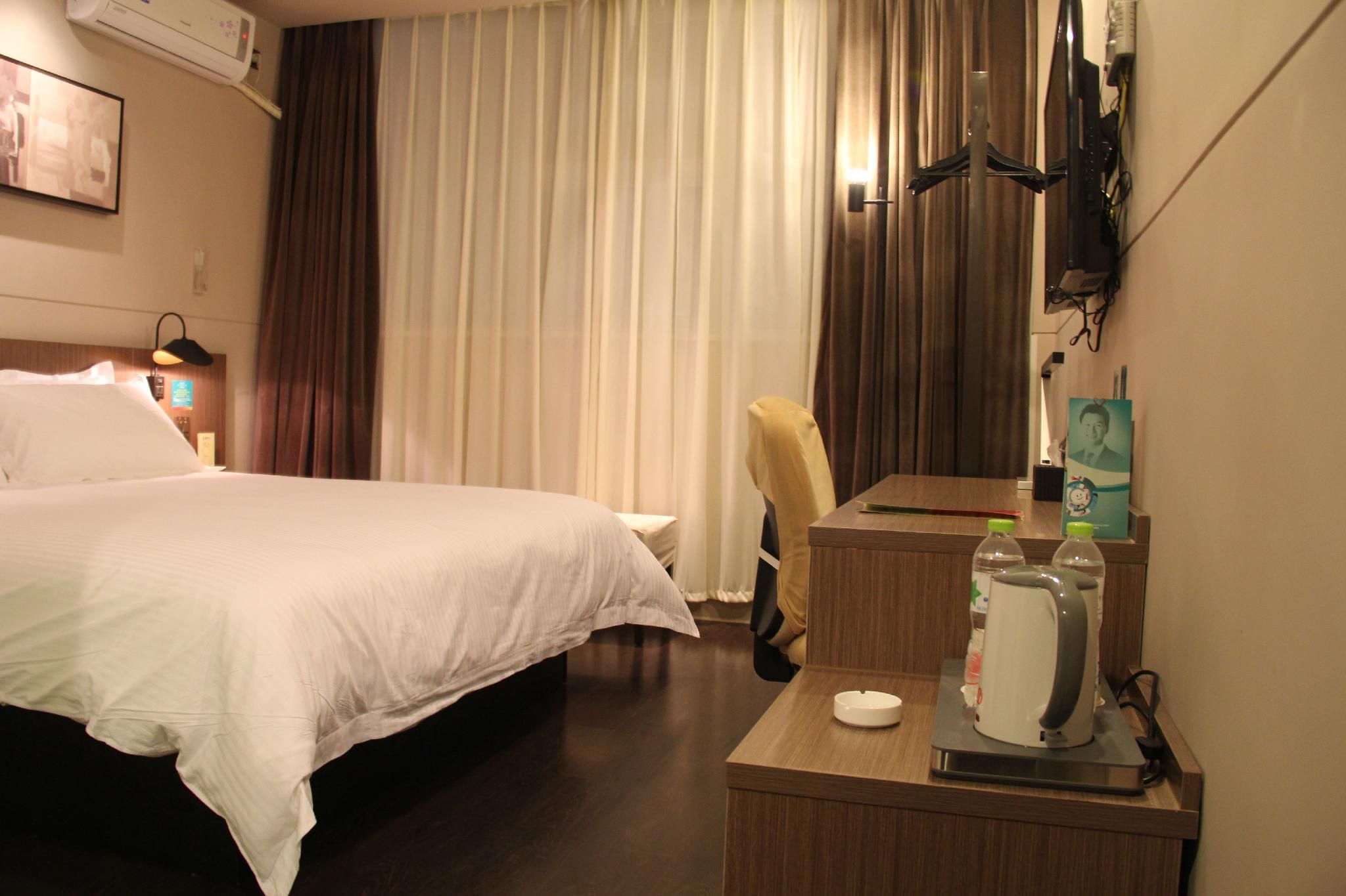 Business Standard Room B